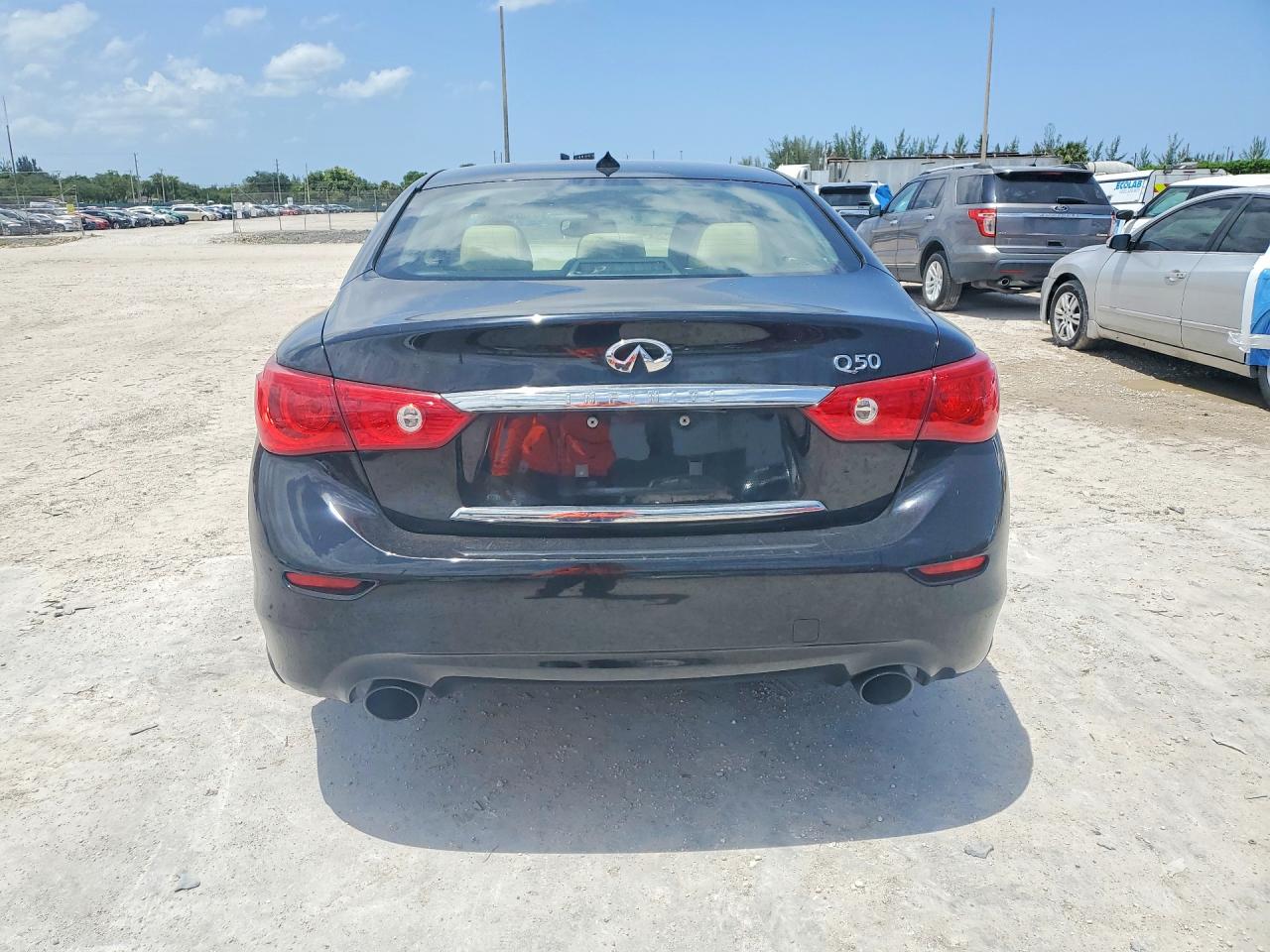2014 Infiniti Q50 Base Black vin: JN1BV7APXEM674349