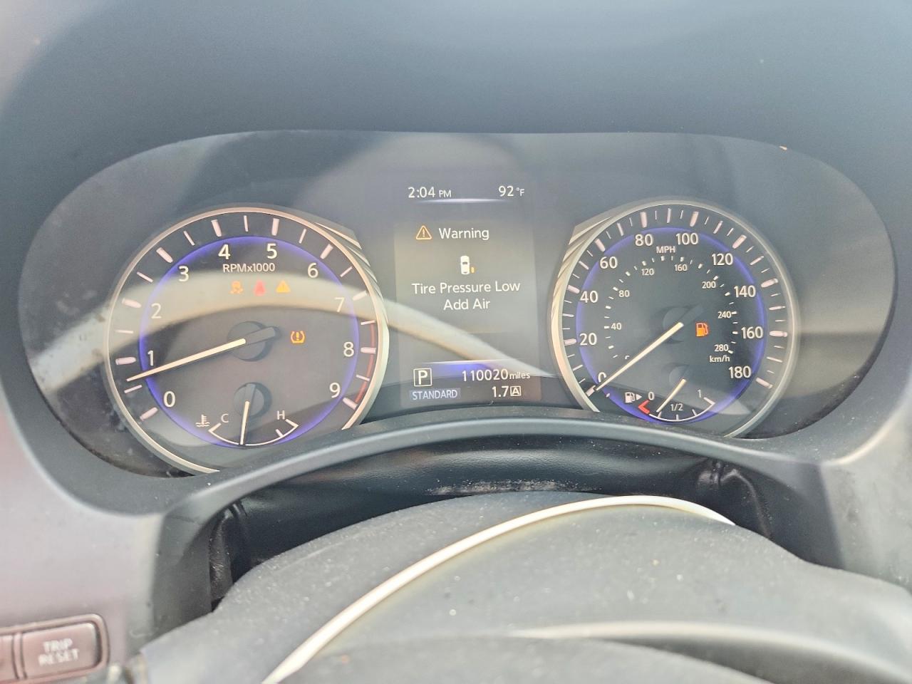 2014 Infiniti Q50 Base White vin: JN1BV7APXEM677896
