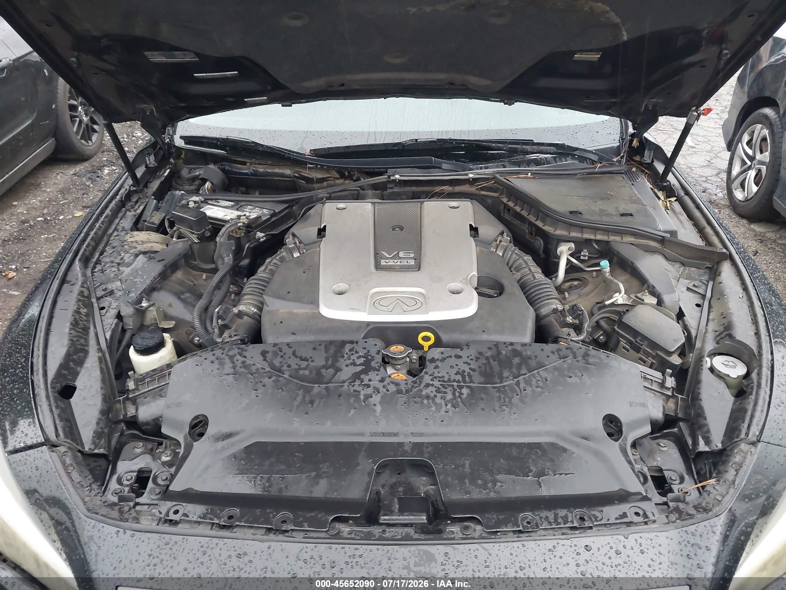 2014 Infiniti Q50 Premium Черный vin: JN1BV7APXEM683844