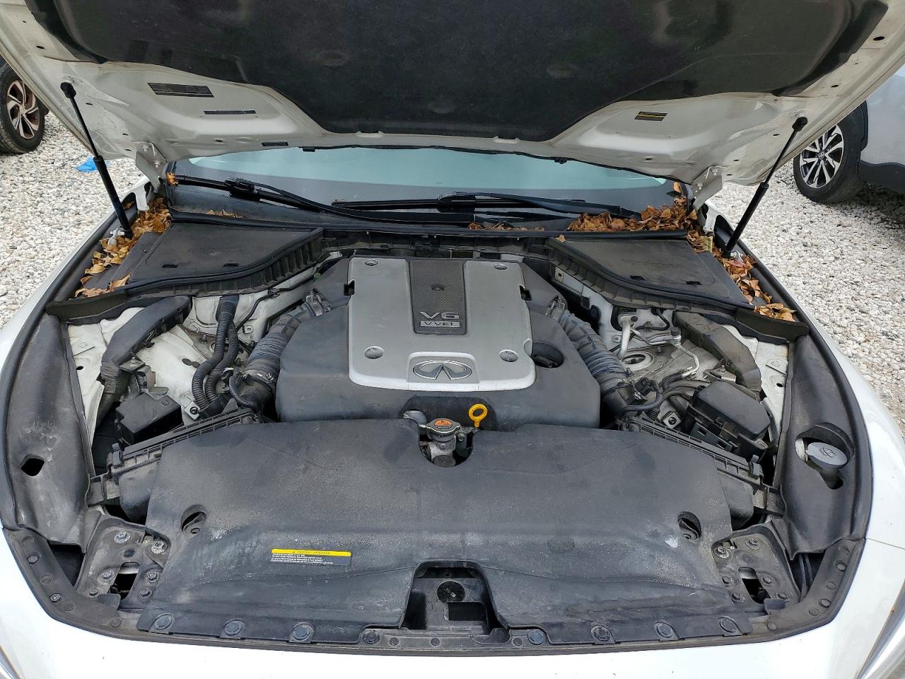 2014 Infiniti Q50 Premium Белый vin: JN1BV7APXEM693340