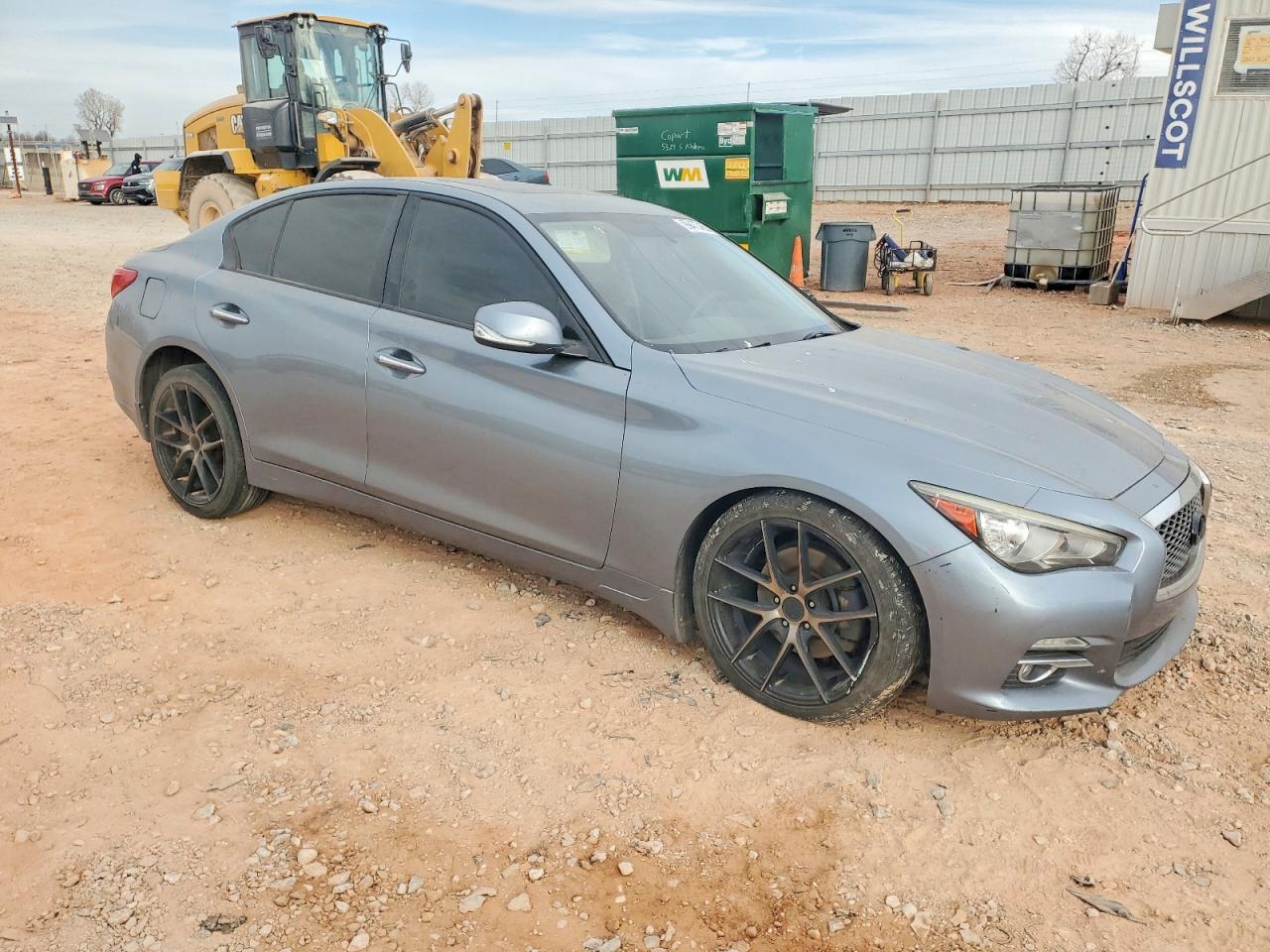 2015 Infiniti Q50 Premium Серебряный vin: JN1BV7APXFM331090