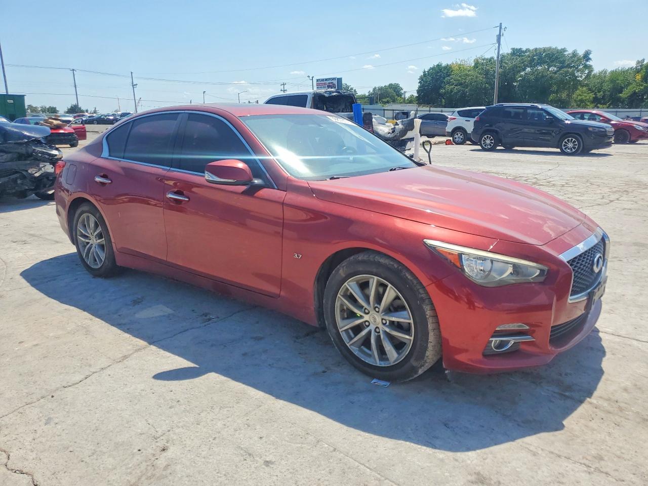 2015 Infiniti Q50 Premium Red vin: JN1BV7APXFM335141