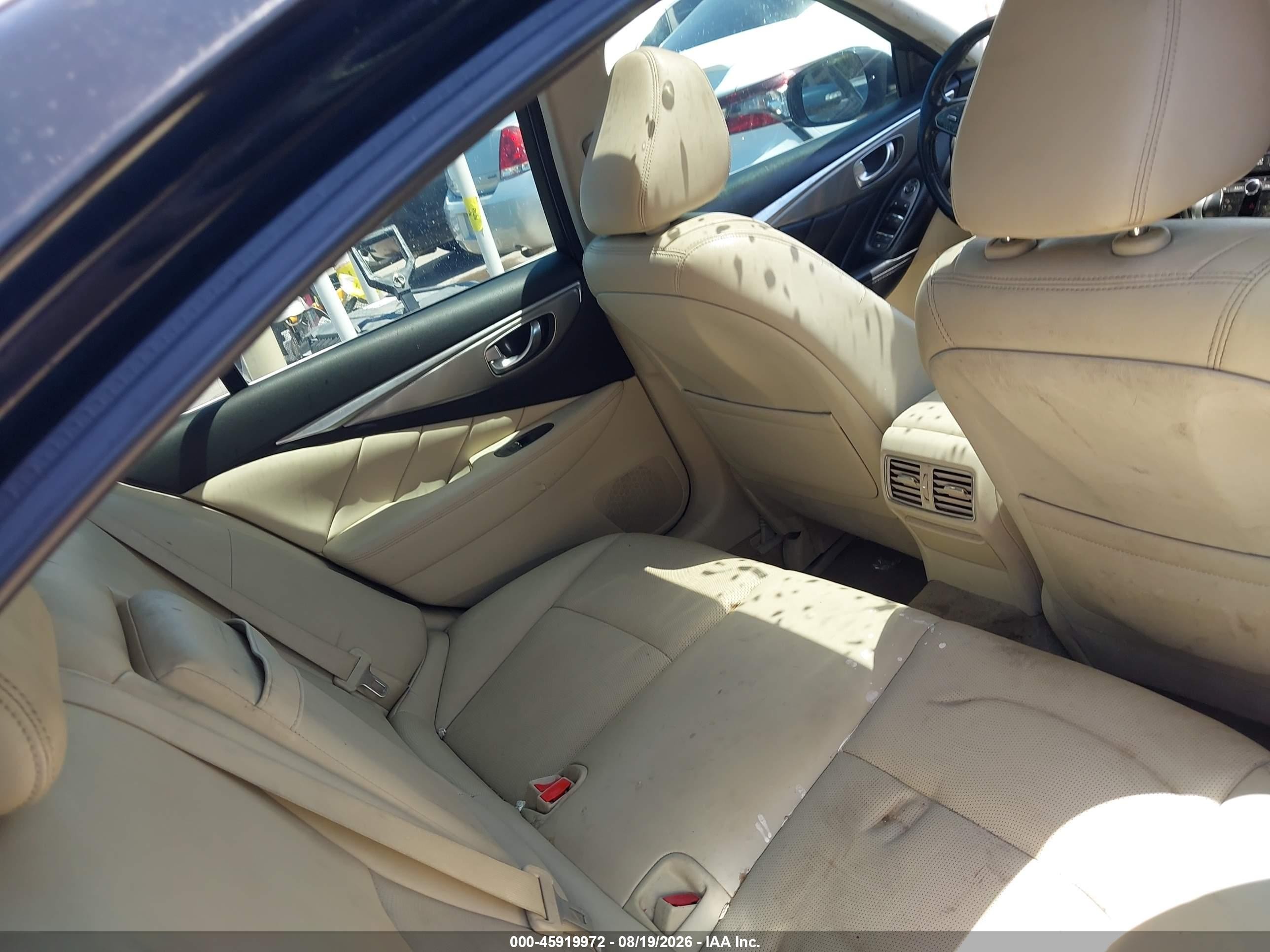2015 Infiniti Q50 Premium Black vin: JN1BV7APXFM335415