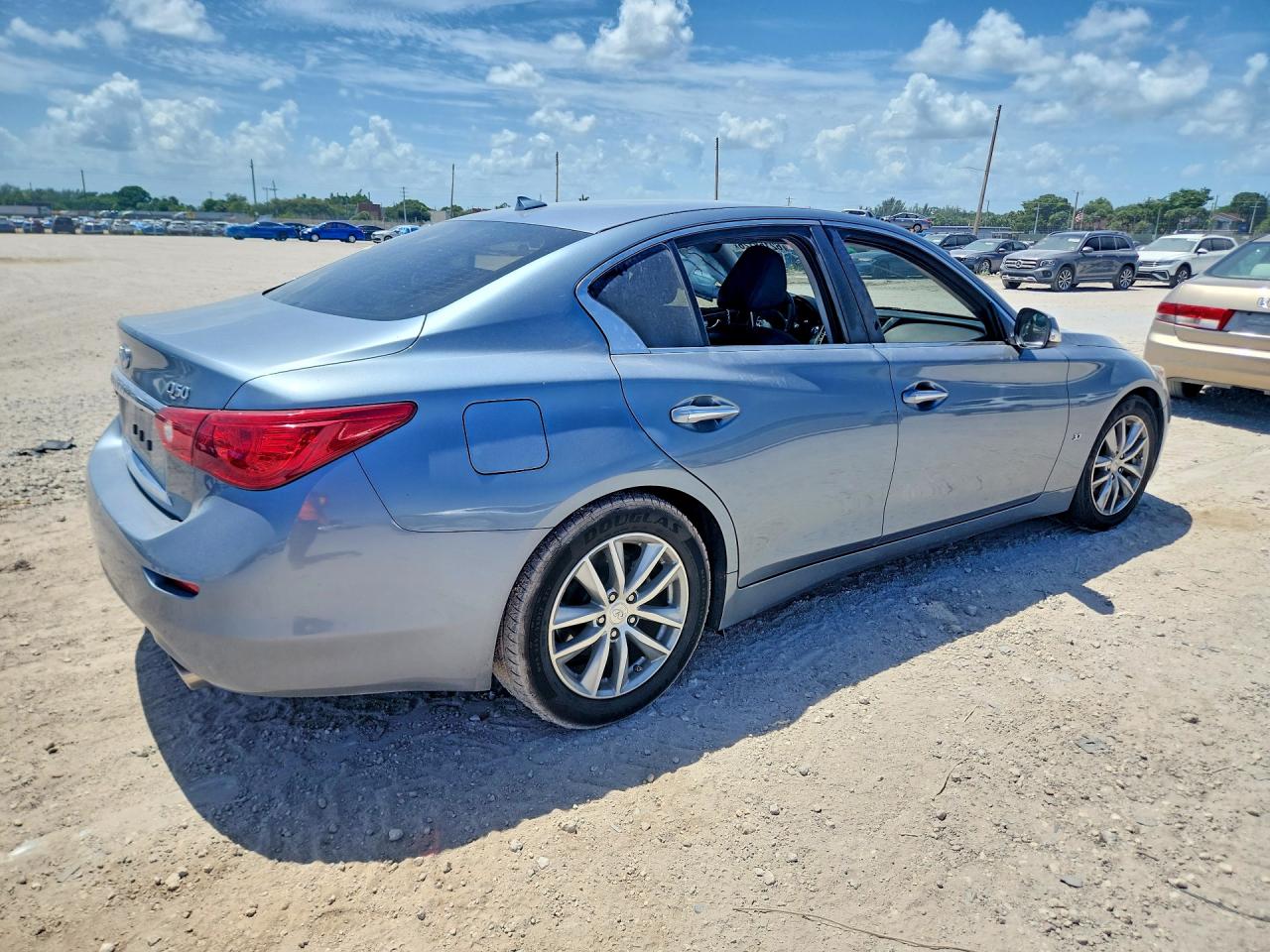 2015 Infiniti Q50 Premium Blue vin: JN1BV7APXFM339352