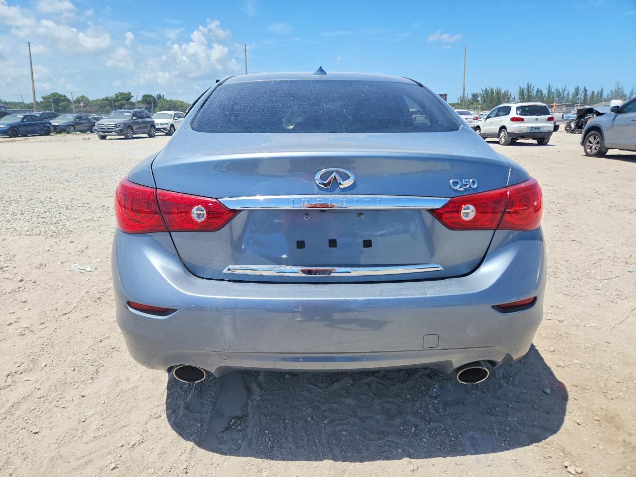 2015 Infiniti Q50 Premium Blue vin: JN1BV7APXFM339352