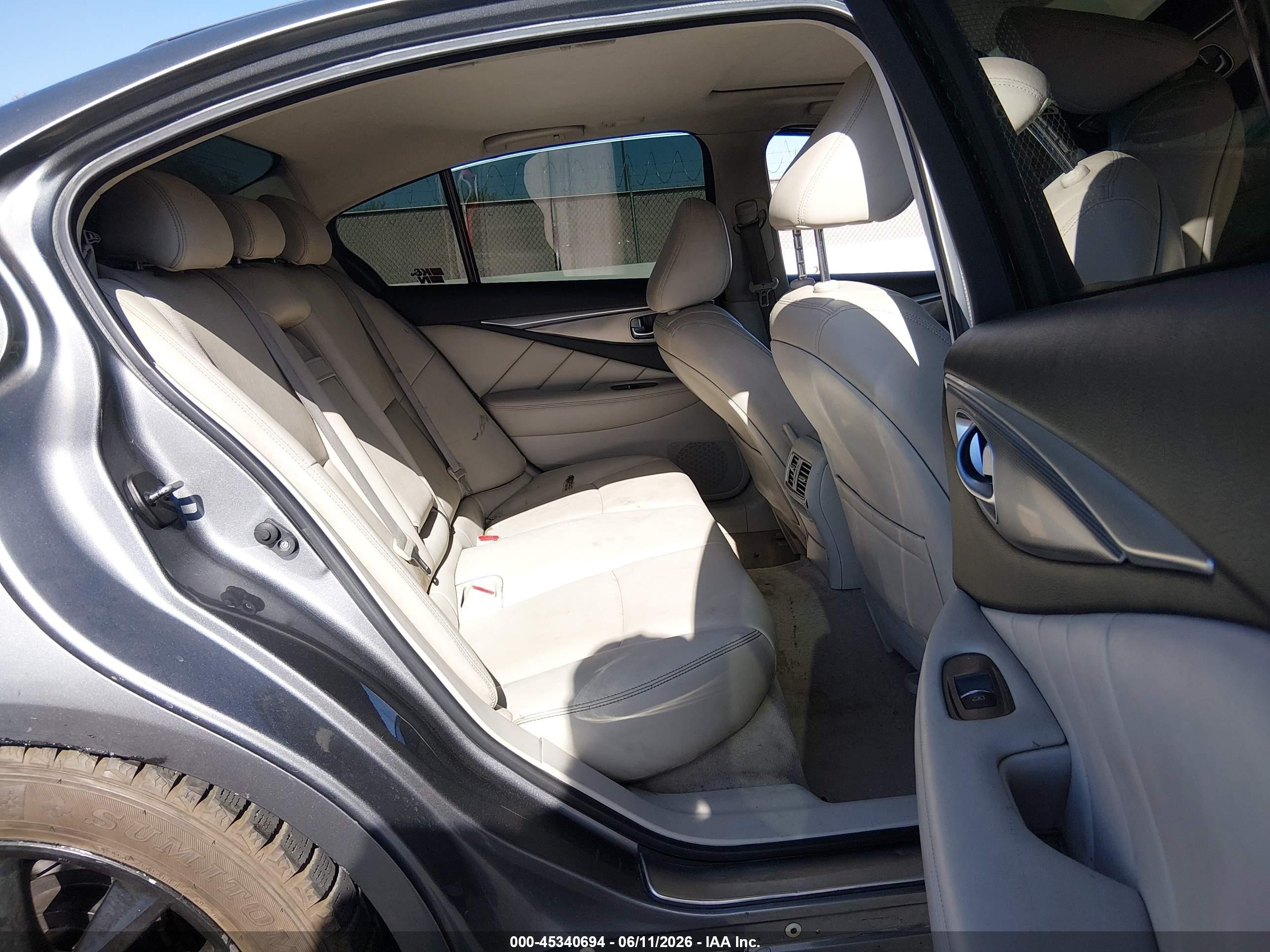 2015 Infiniti Q50 Premium Gray vin: JN1BV7APXFM342624