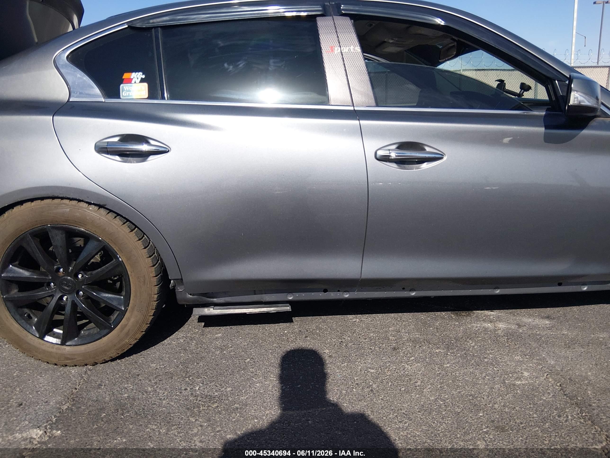 2015 Infiniti Q50 Premium Gray vin: JN1BV7APXFM342624