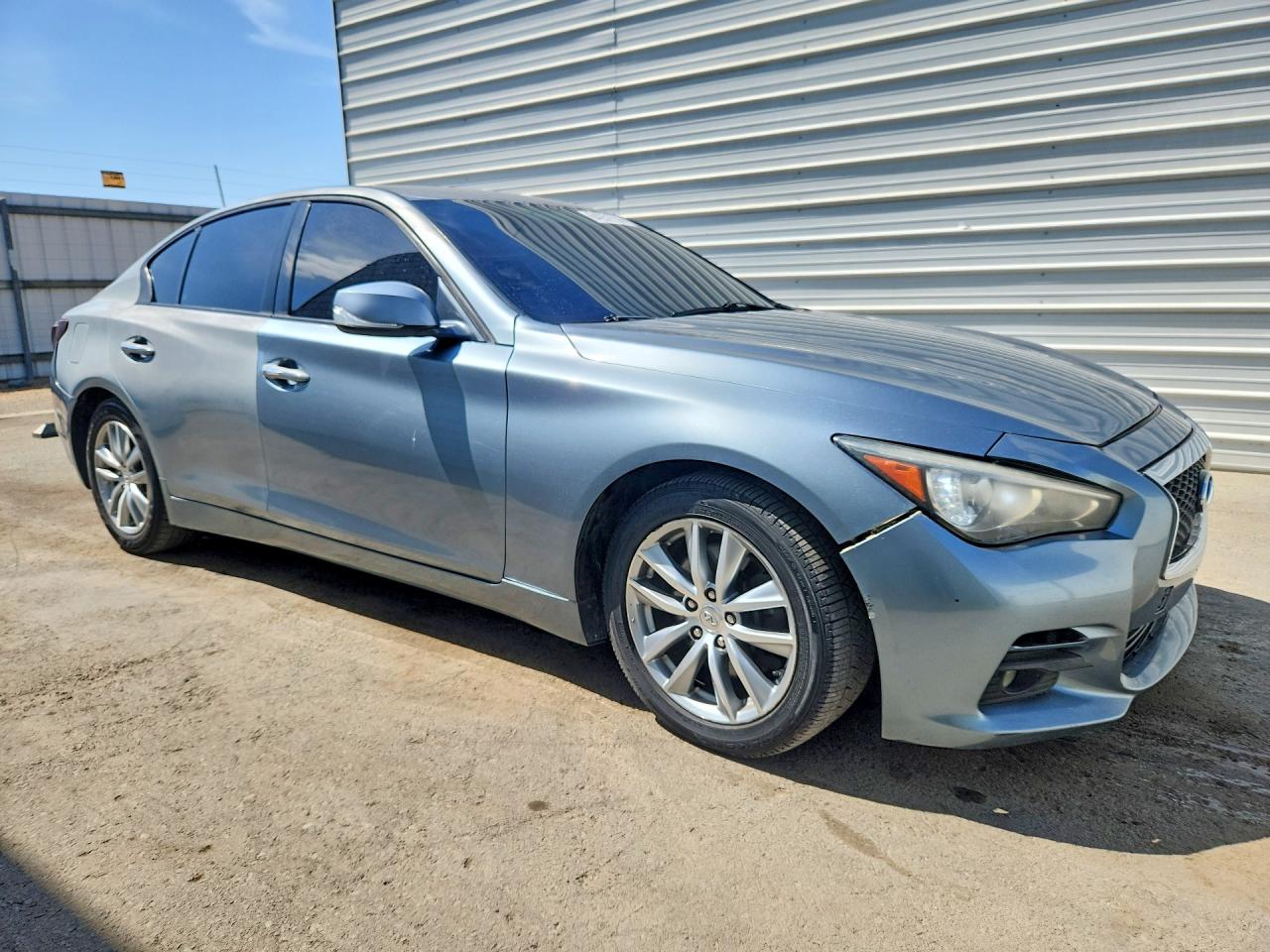 2015 Infiniti Q50 Base Blue vin: JN1BV7APXFM344227