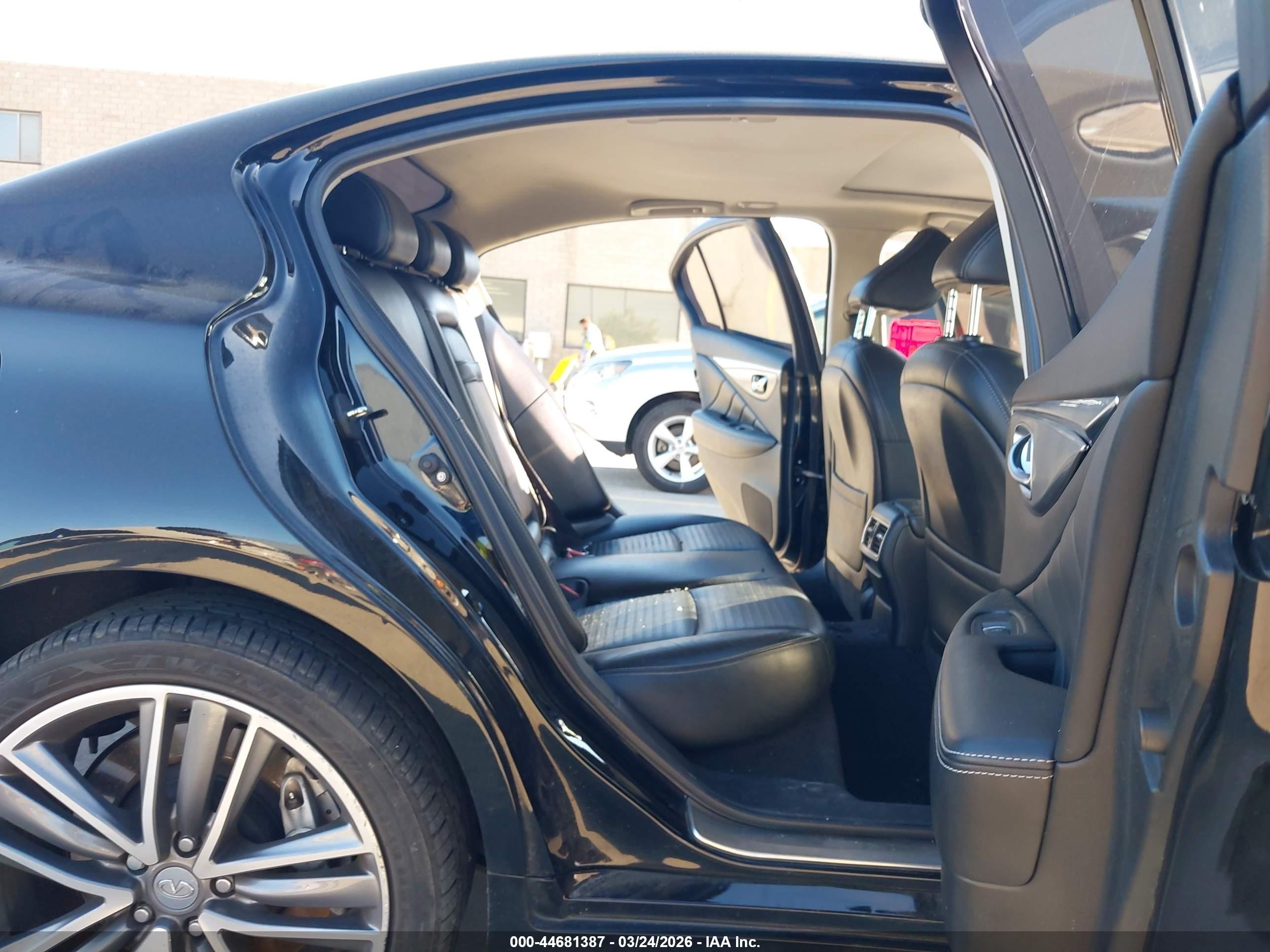 2015 Infiniti Q50 Sport Black vin: JN1BV7APXFM348570