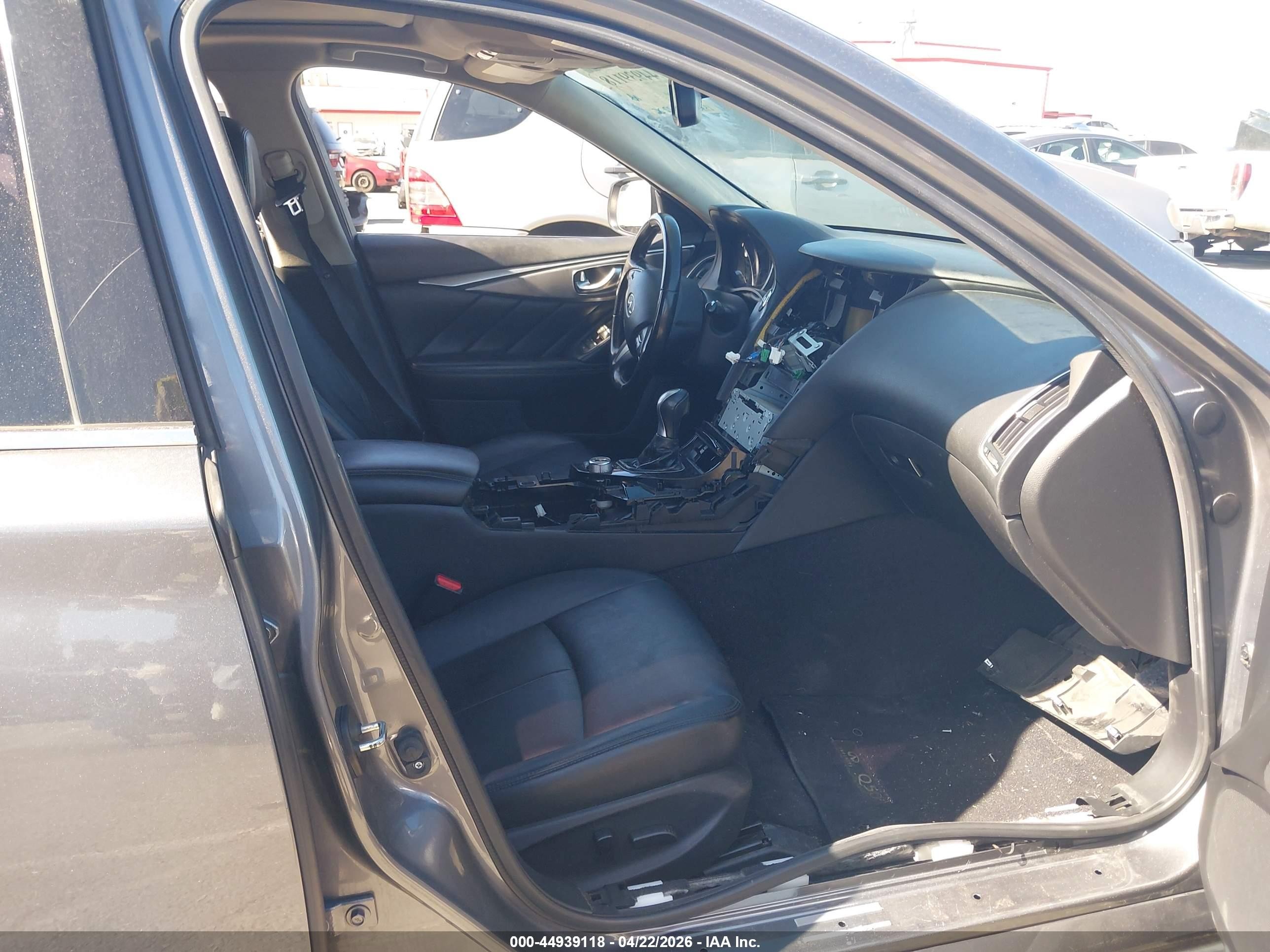 2015 Infiniti Q50 Premium Gray vin: JN1BV7APXFM353722