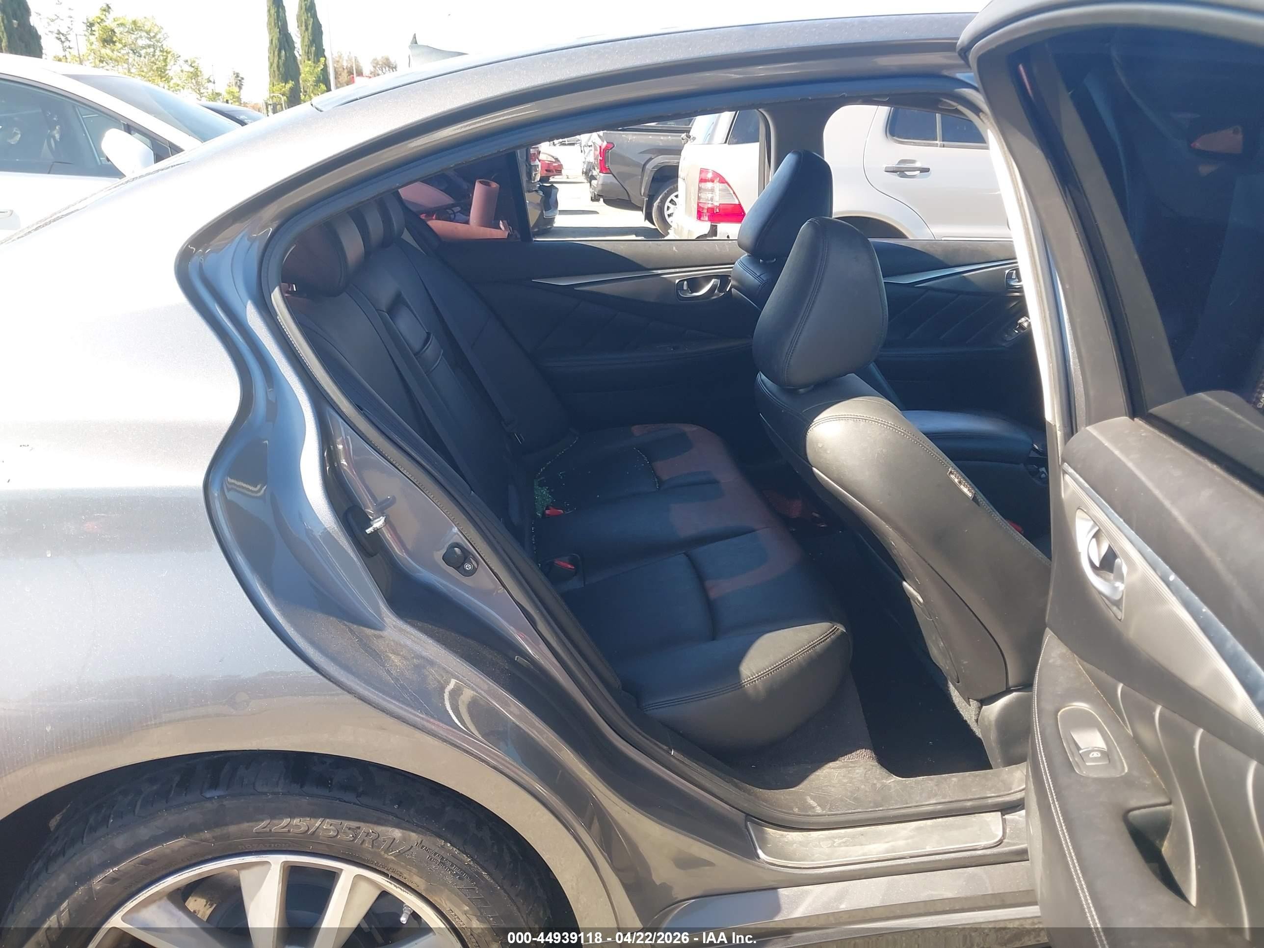 2015 Infiniti Q50 Premium Gray vin: JN1BV7APXFM353722