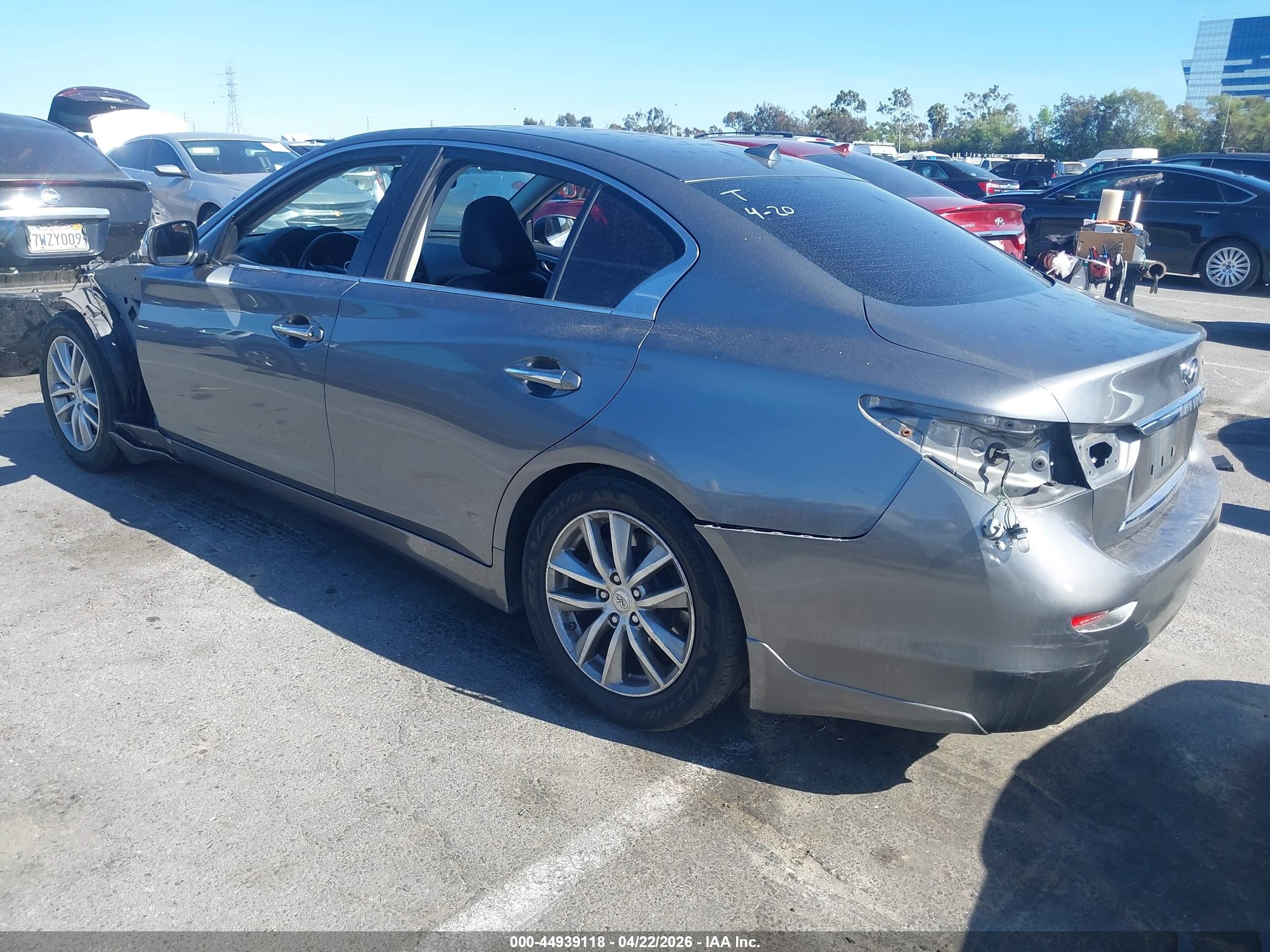 2015 Infiniti Q50 Premium Gray vin: JN1BV7APXFM353722