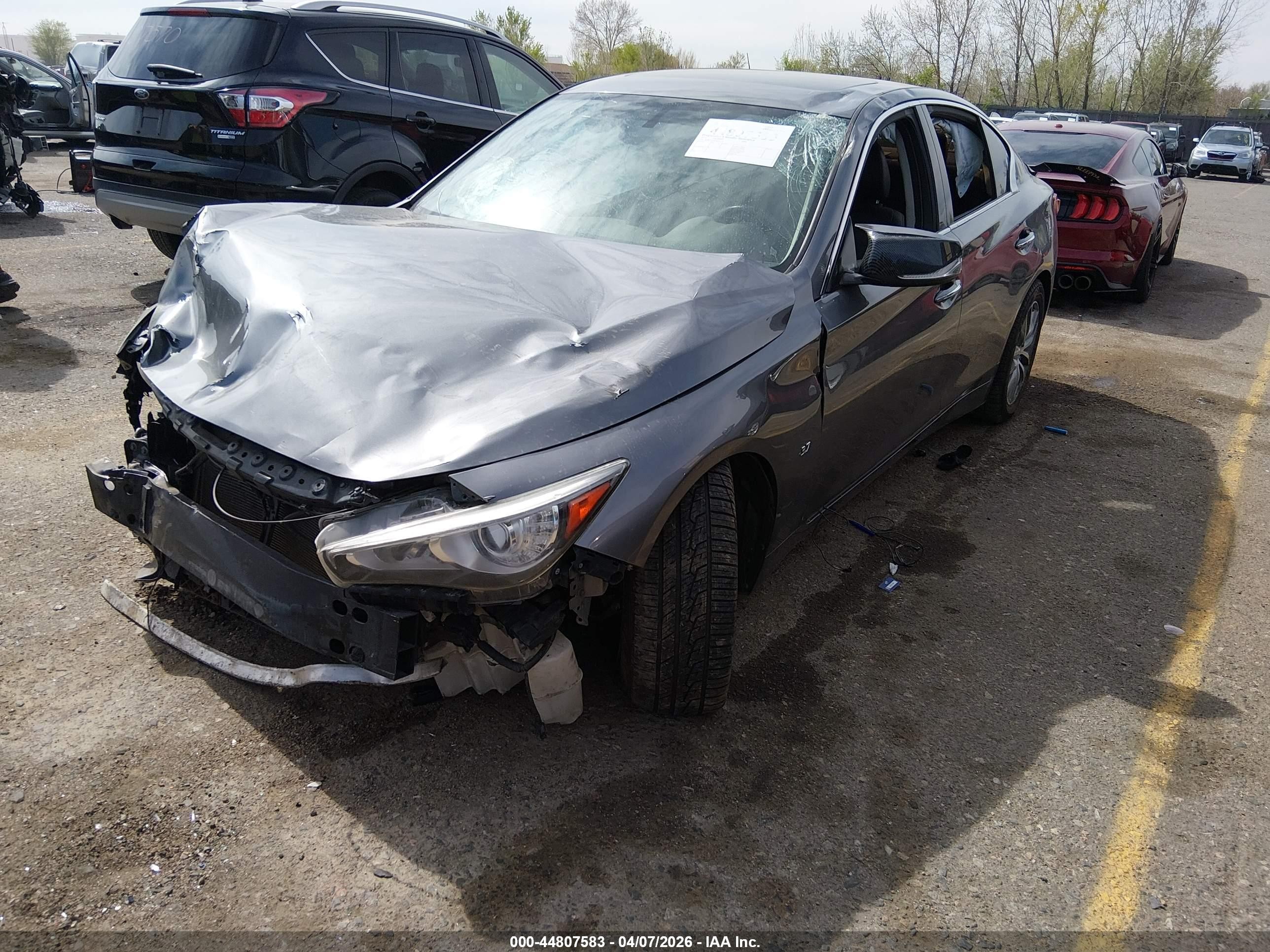 2014 Infiniti Q50 Premium Gray vin: JN1BV7AR0EM681554