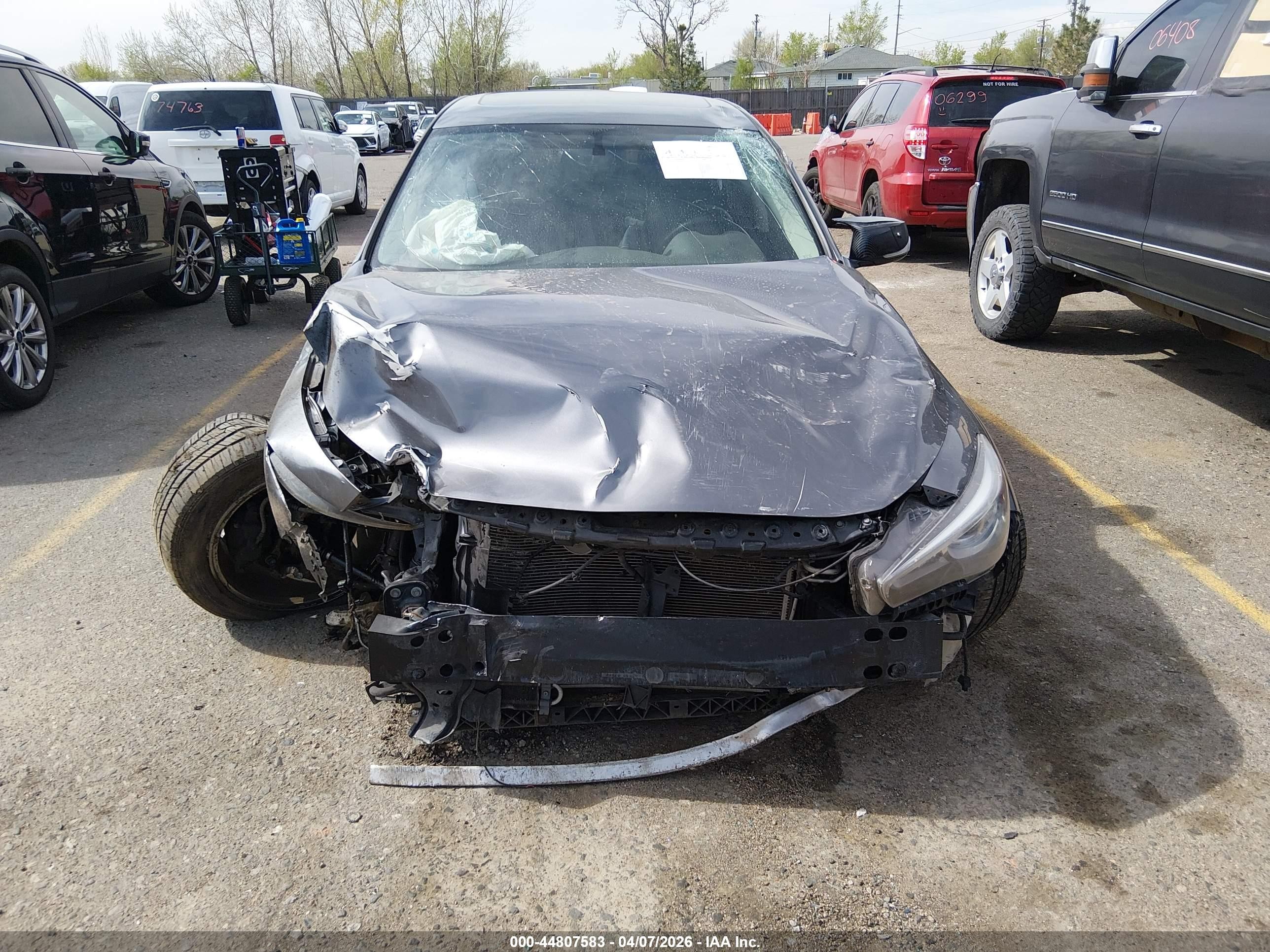 2014 Infiniti Q50 Premium Gray vin: JN1BV7AR0EM681554