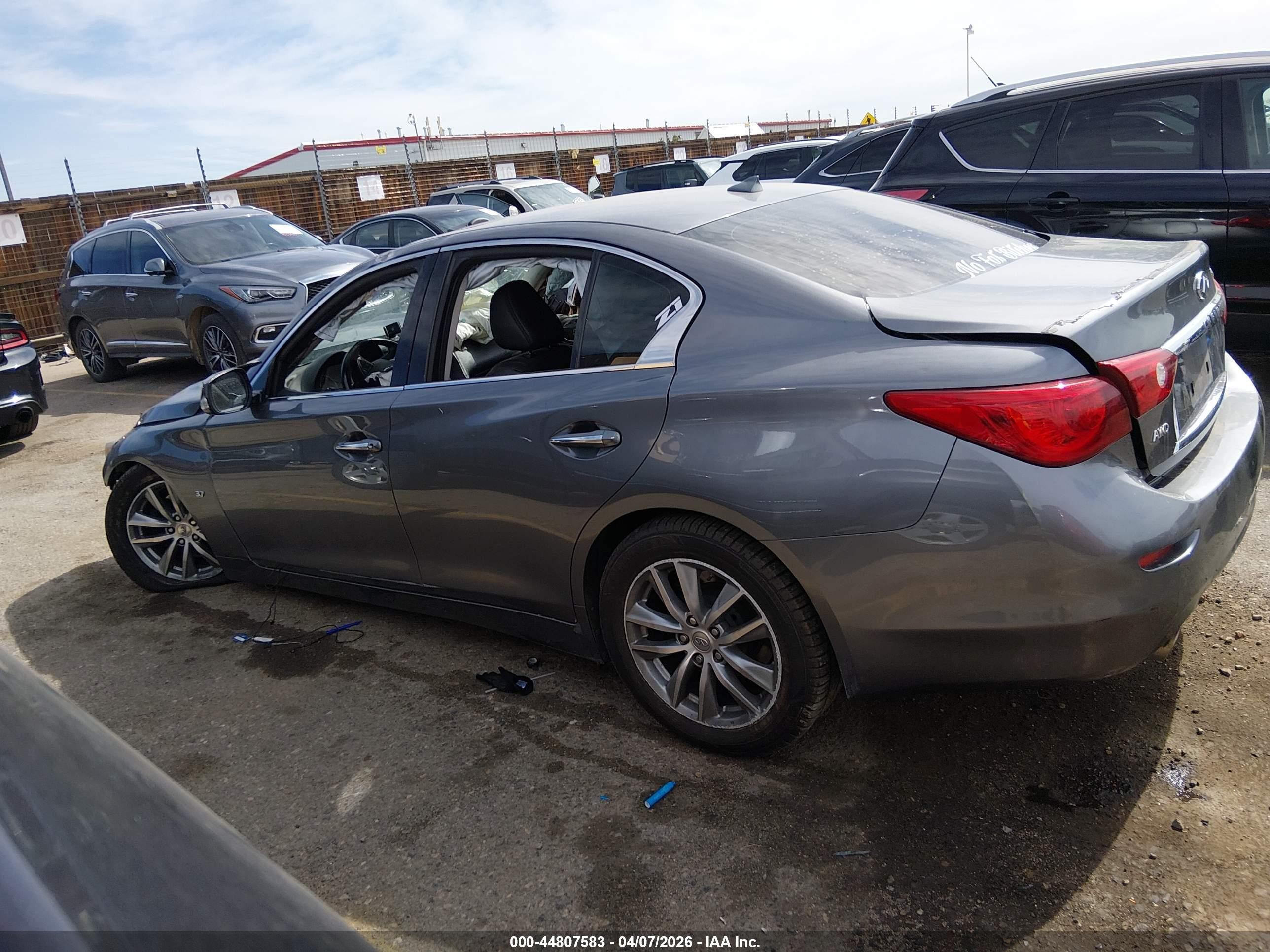 2014 Infiniti Q50 Premium Gray vin: JN1BV7AR0EM681554