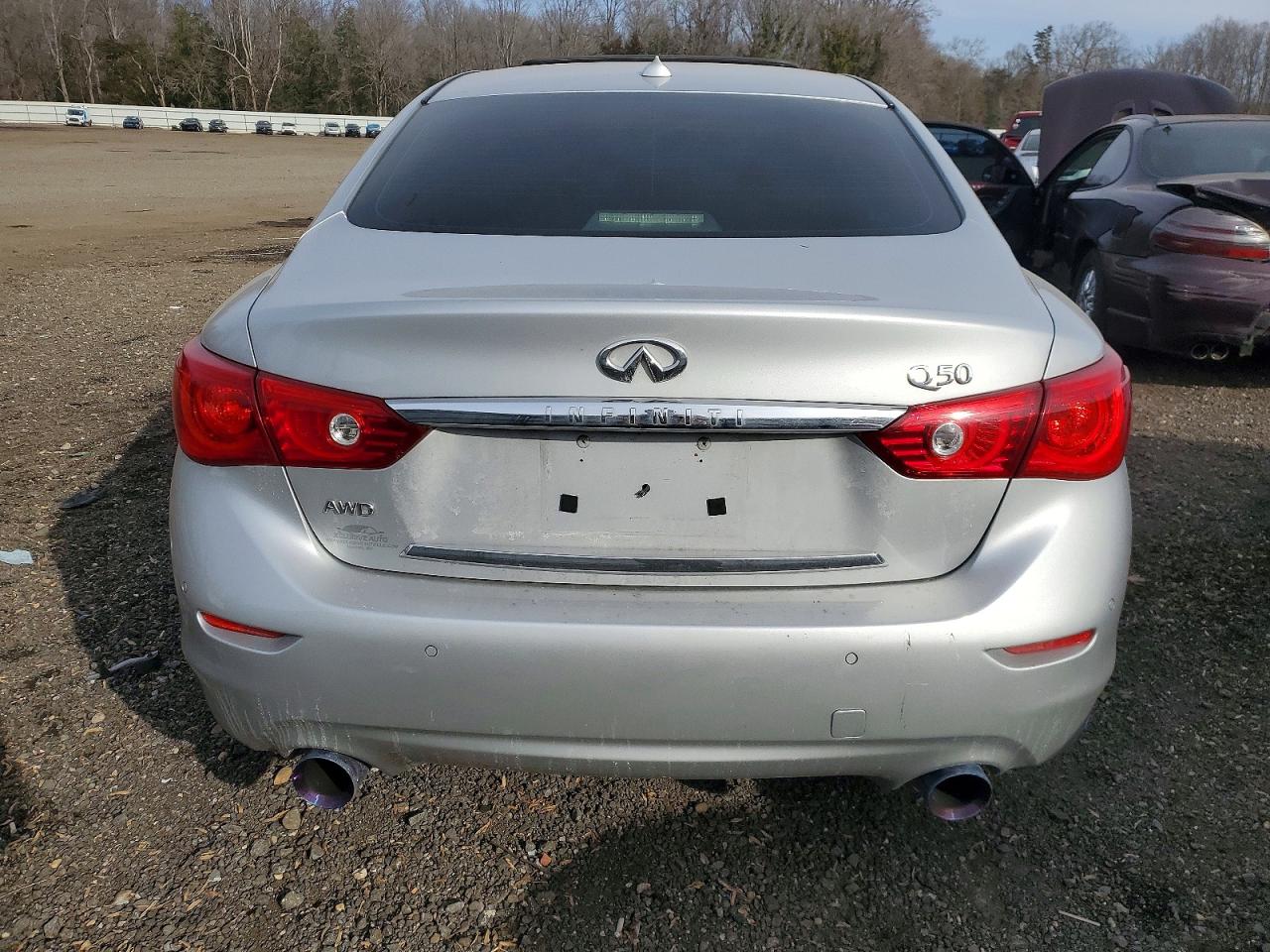 2014 Infiniti Q50 Base Silver vin: JN1BV7AR0EM684793