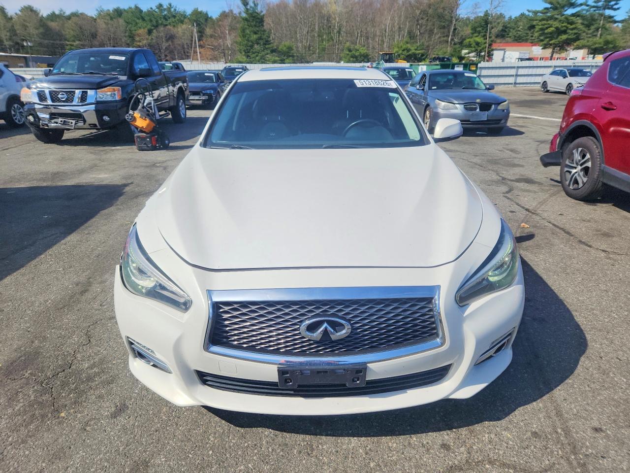 2014 Infiniti Q50 Premium White vin: JN1BV7AR0EM690495