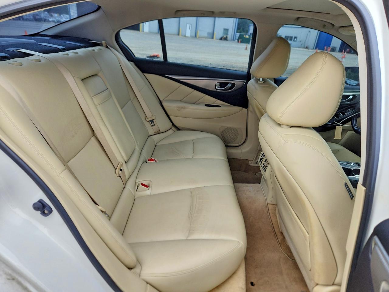 2014 Infiniti Q50 Premium White vin: JN1BV7AR0EM692506