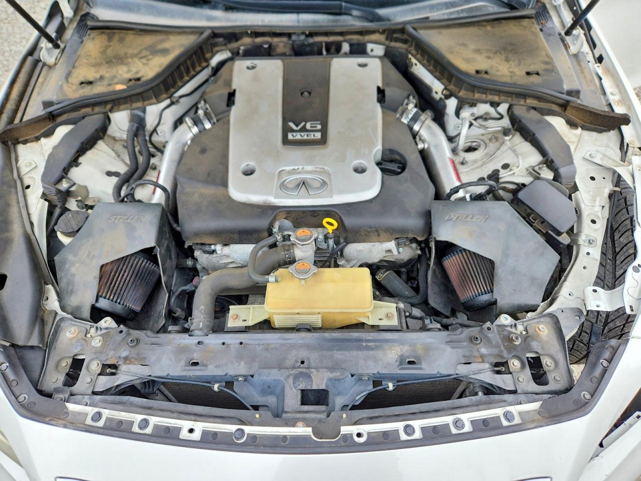 2014 Infiniti Q50 Premium White vin: JN1BV7AR0EM692506