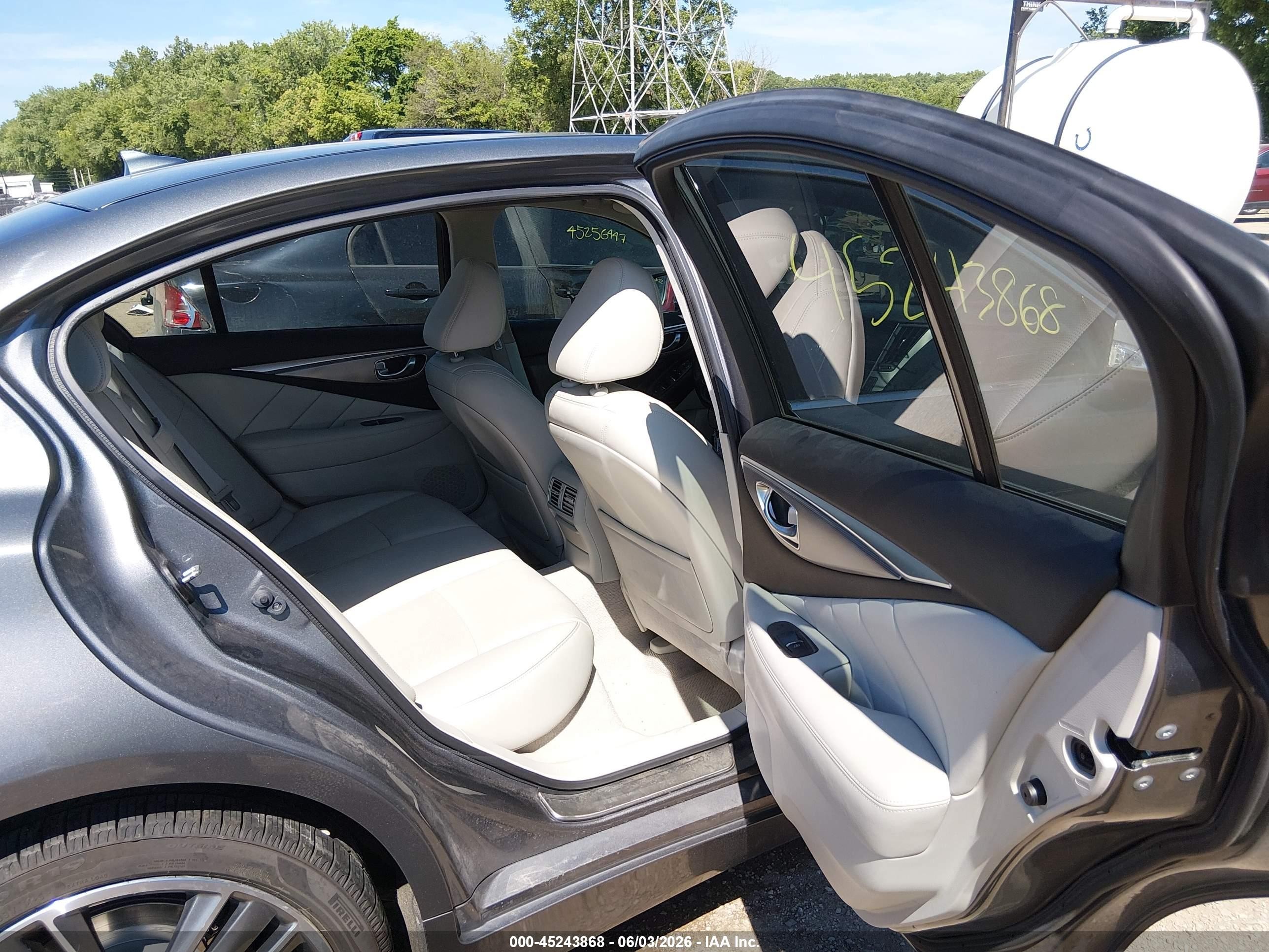 2015 Infiniti Q50 Premium Gray vin: JN1BV7AR0FM391896