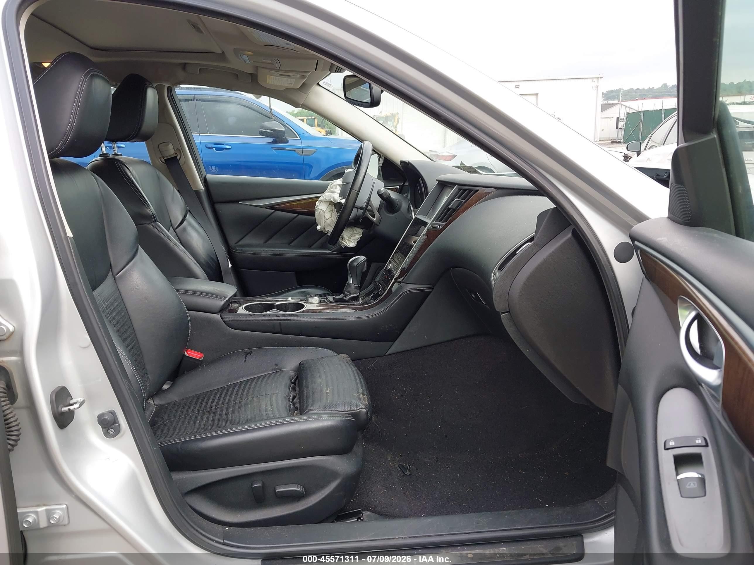 2015 Infiniti Q50 Sport Silver vin: JN1BV7AR0FM395849