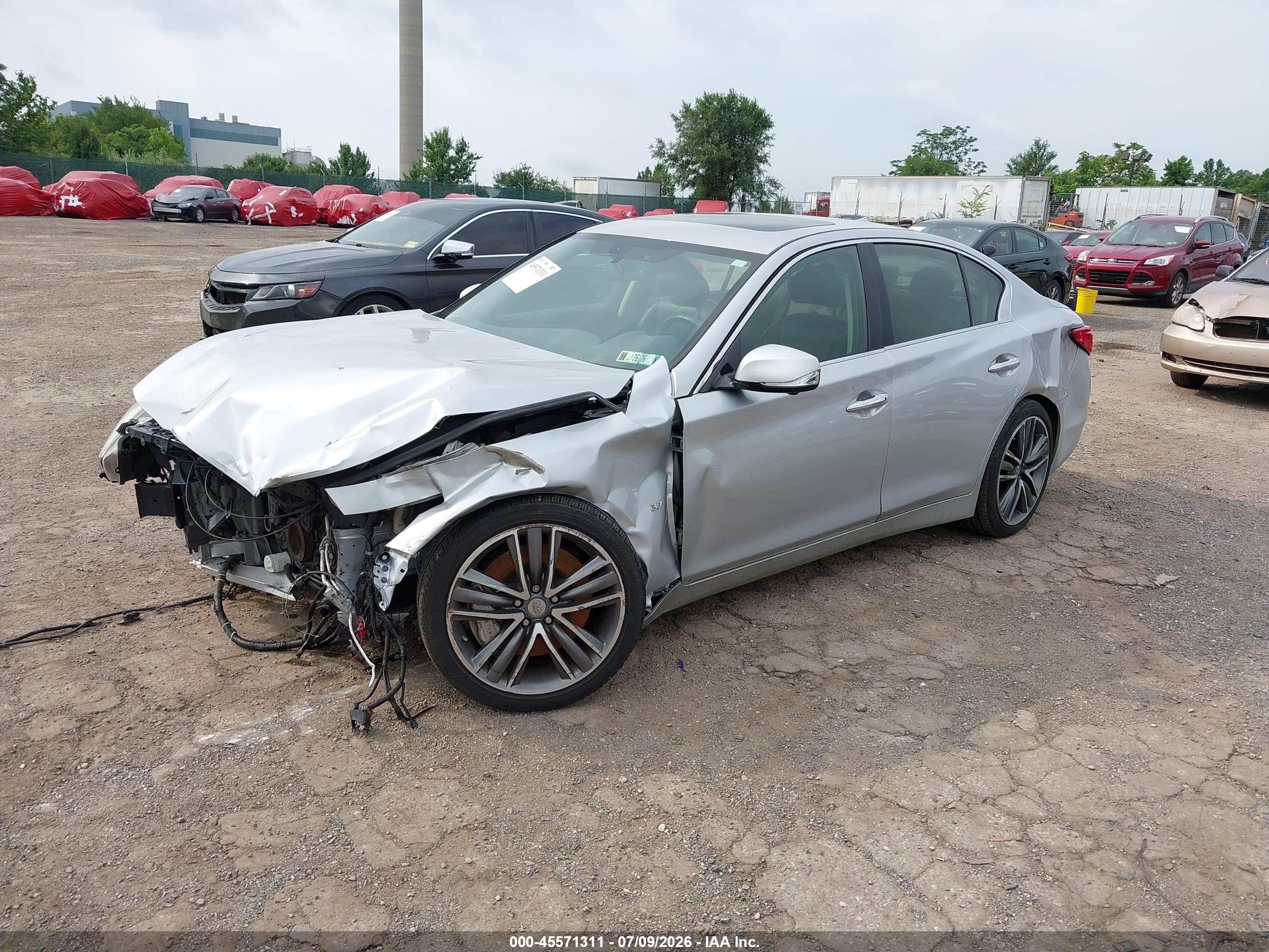 2015 Infiniti Q50 Sport Silver vin: JN1BV7AR0FM395849