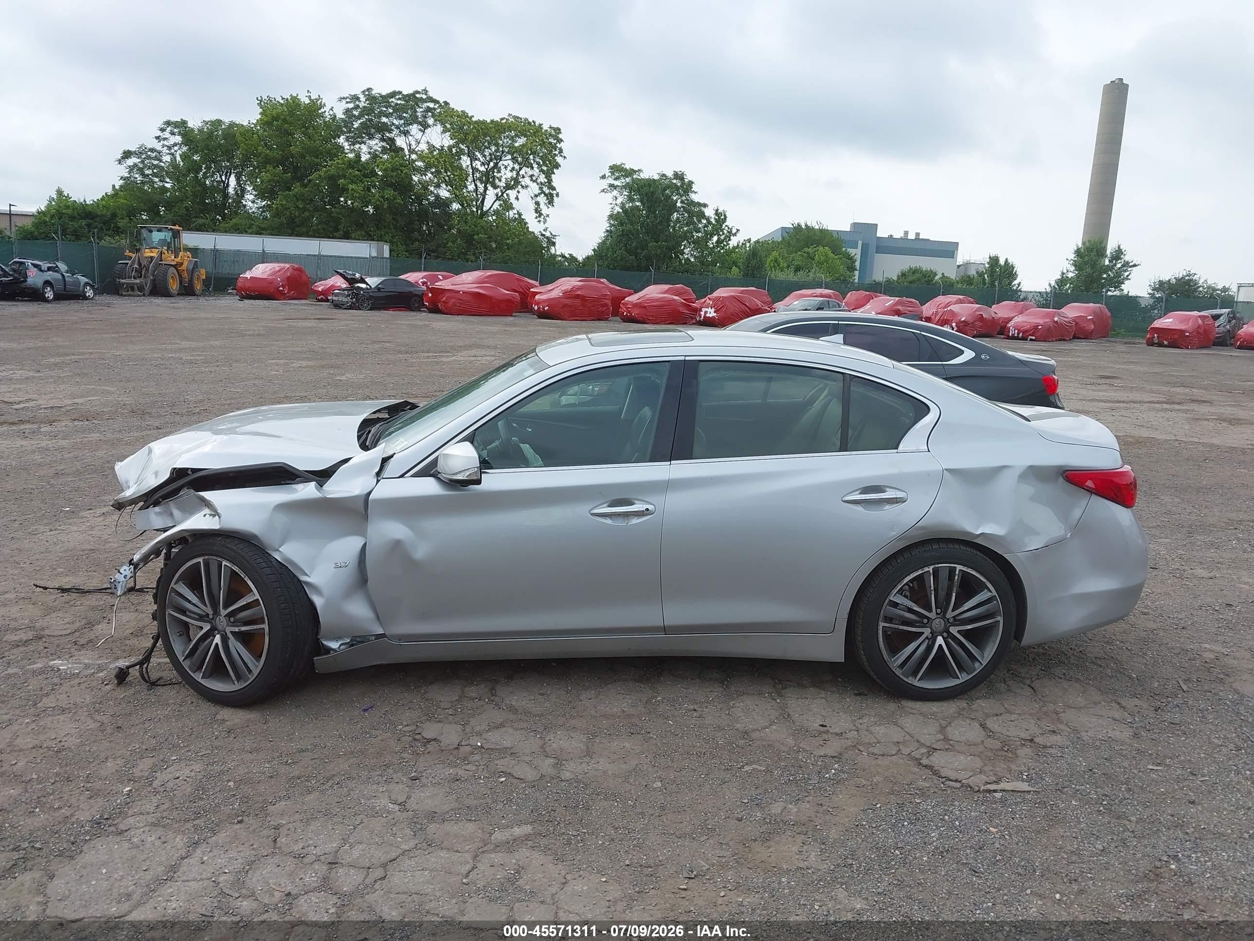 2015 Infiniti Q50 Sport Silver vin: JN1BV7AR0FM395849