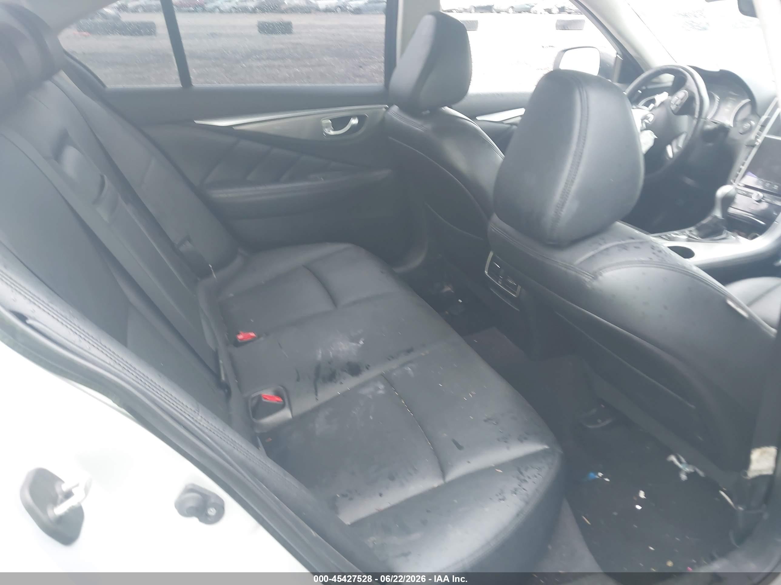 2015 Infiniti Q50 Premium Silver vin: JN1BV7AR0FM403495