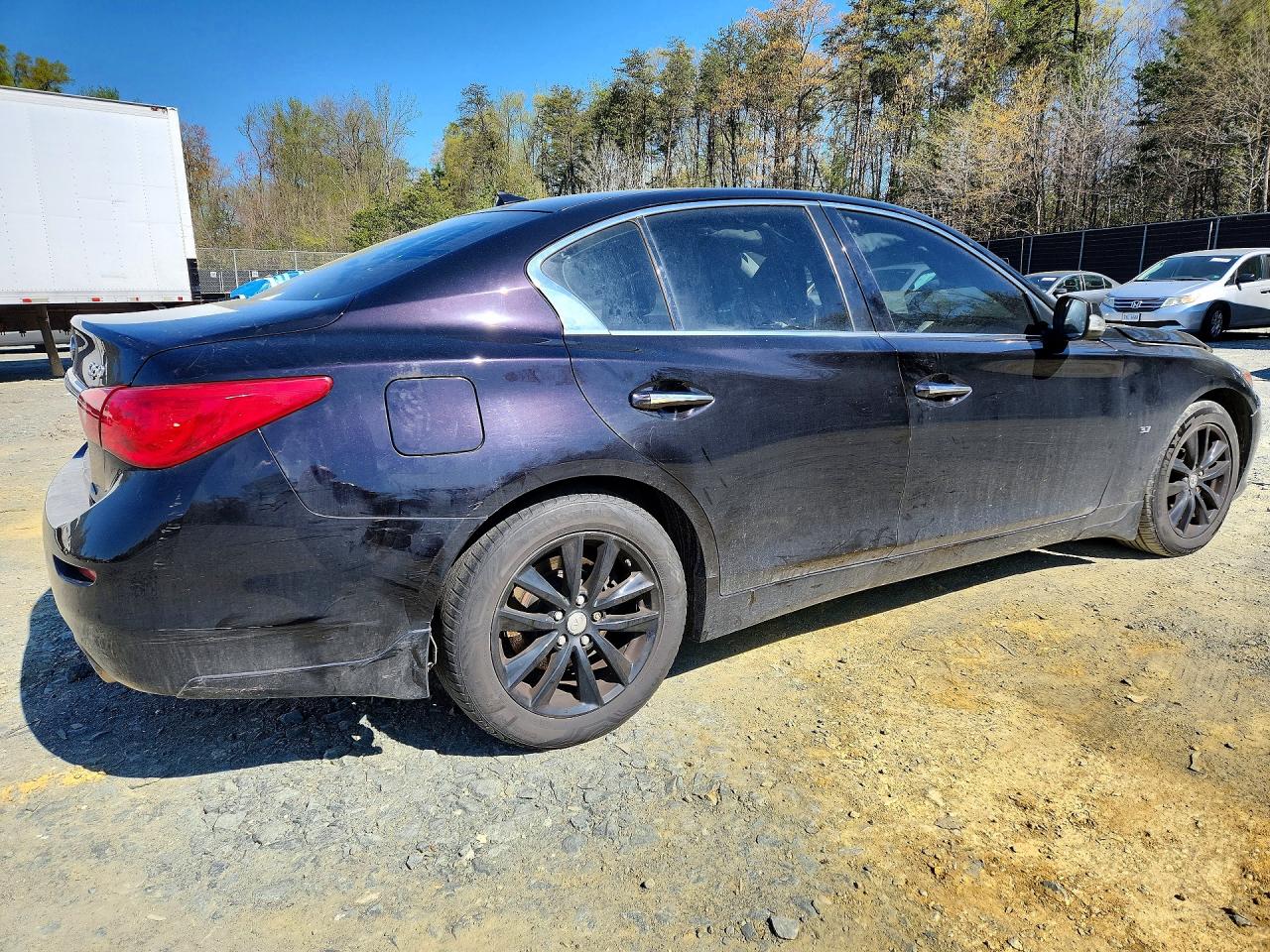 2015 Infiniti Q50 Premium Black vin: JN1BV7AR0FM414268
