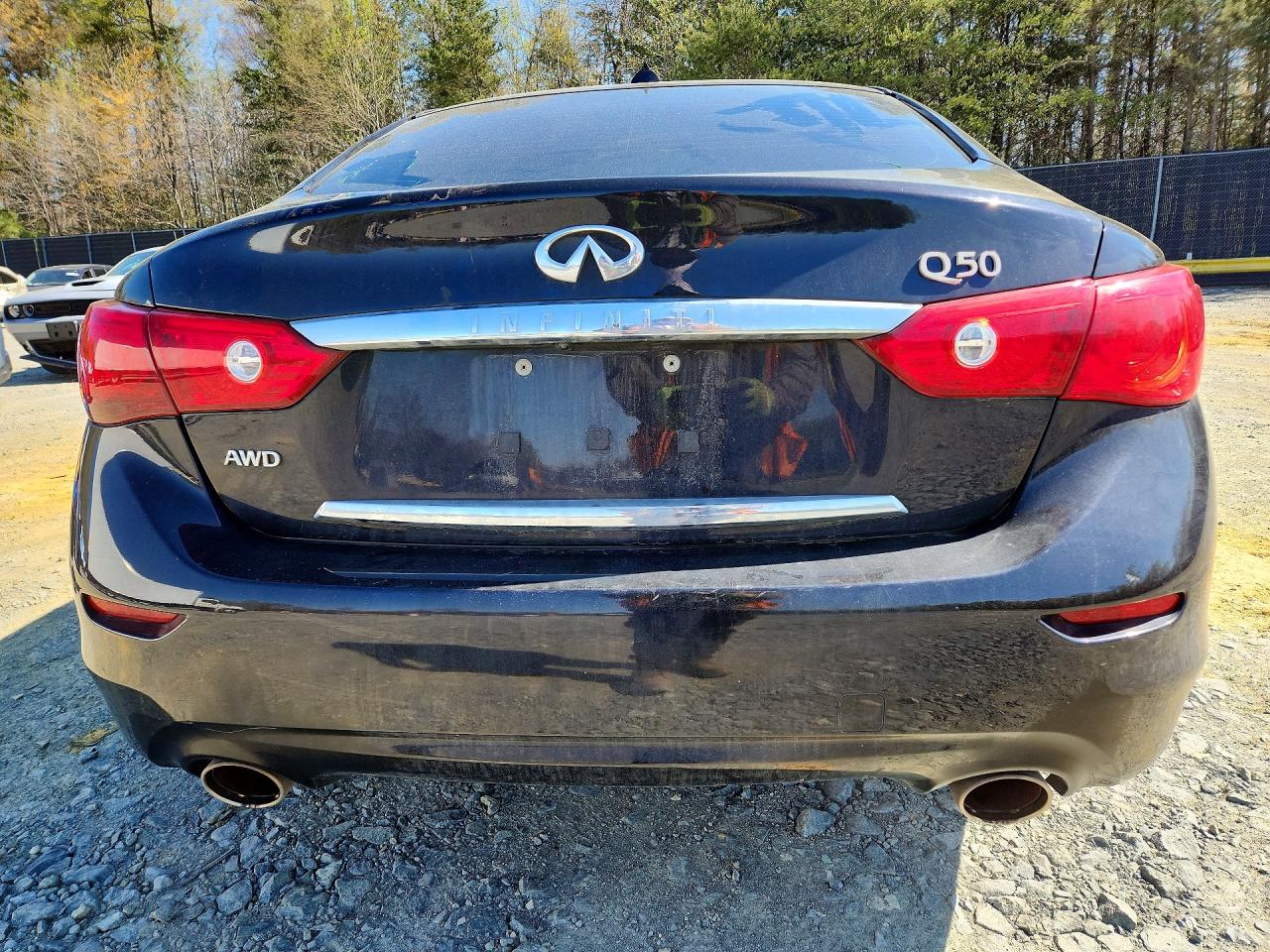 2015 Infiniti Q50 Premium Black vin: JN1BV7AR0FM414268