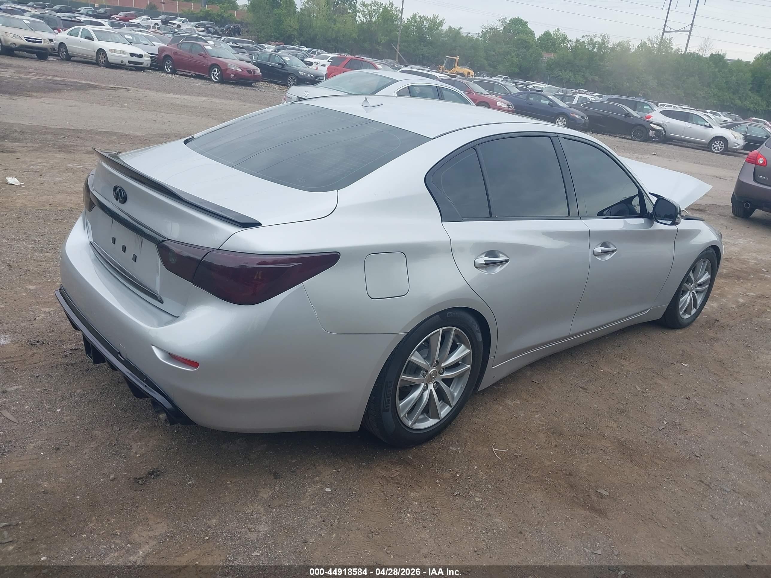 2015 Infiniti Q50 Premium Silver vin: JN1BV7AR0FM415128