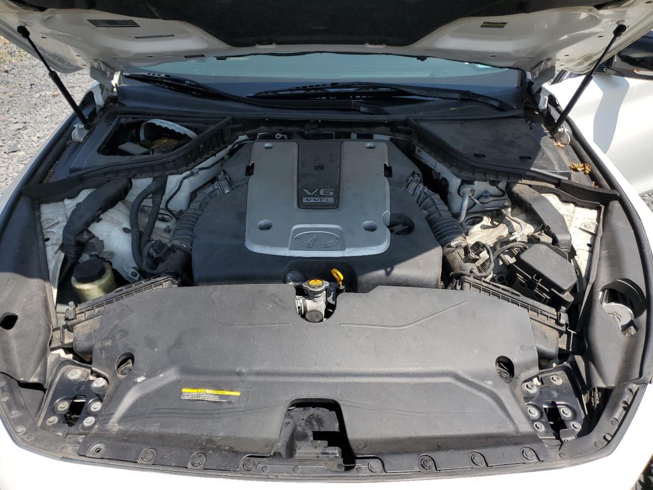 2015 Infiniti Q50 Premium White vin: JN1BV7AR0FM420085
