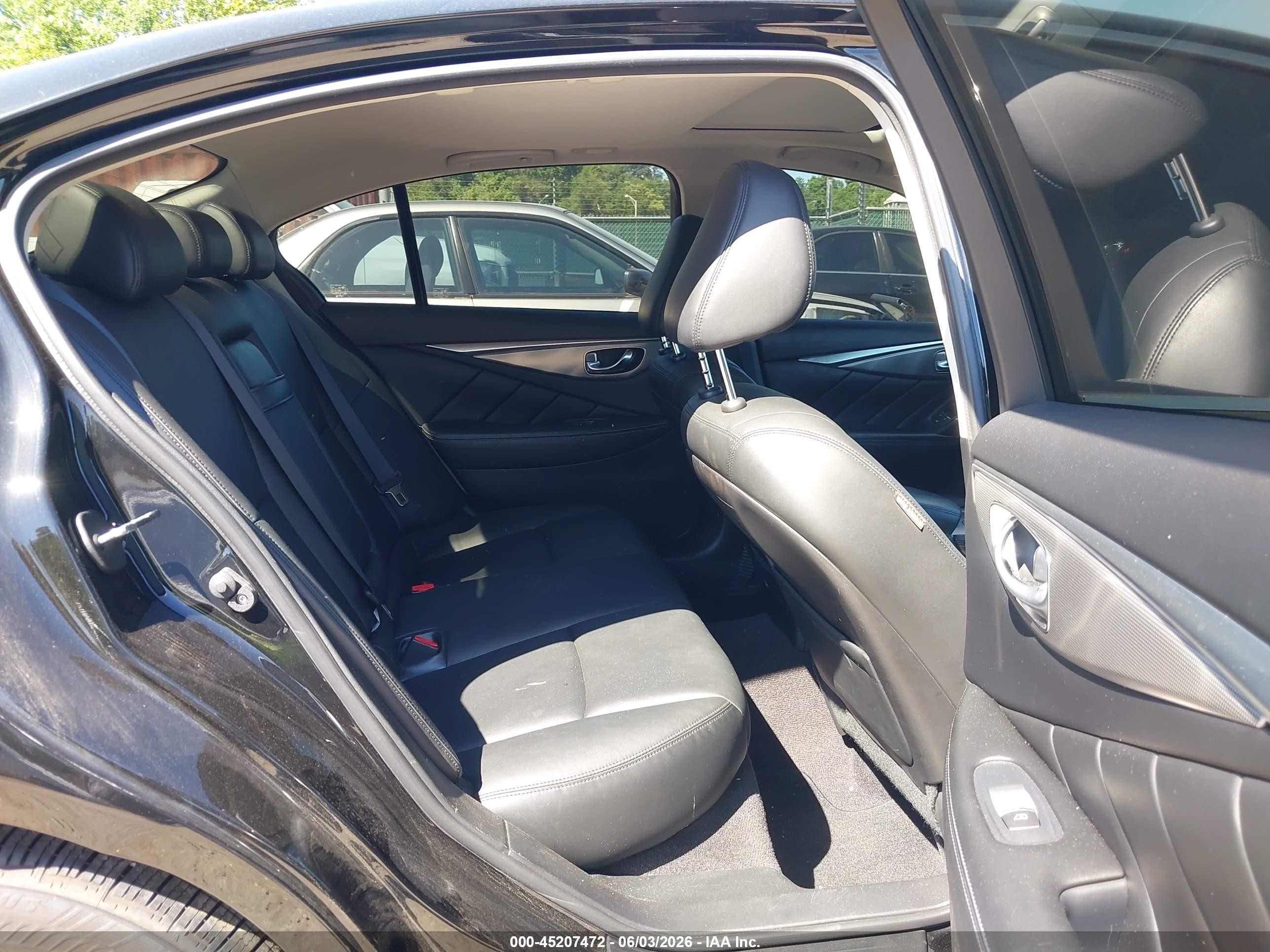 2015 Infiniti Q50 Premium Black vin: JN1BV7AR0FM420216