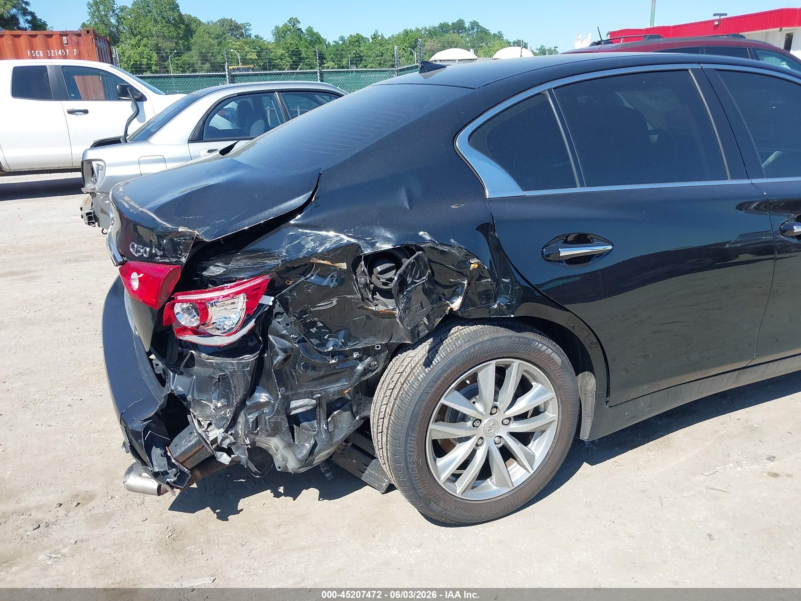 2015 Infiniti Q50 Premium Black vin: JN1BV7AR0FM420216