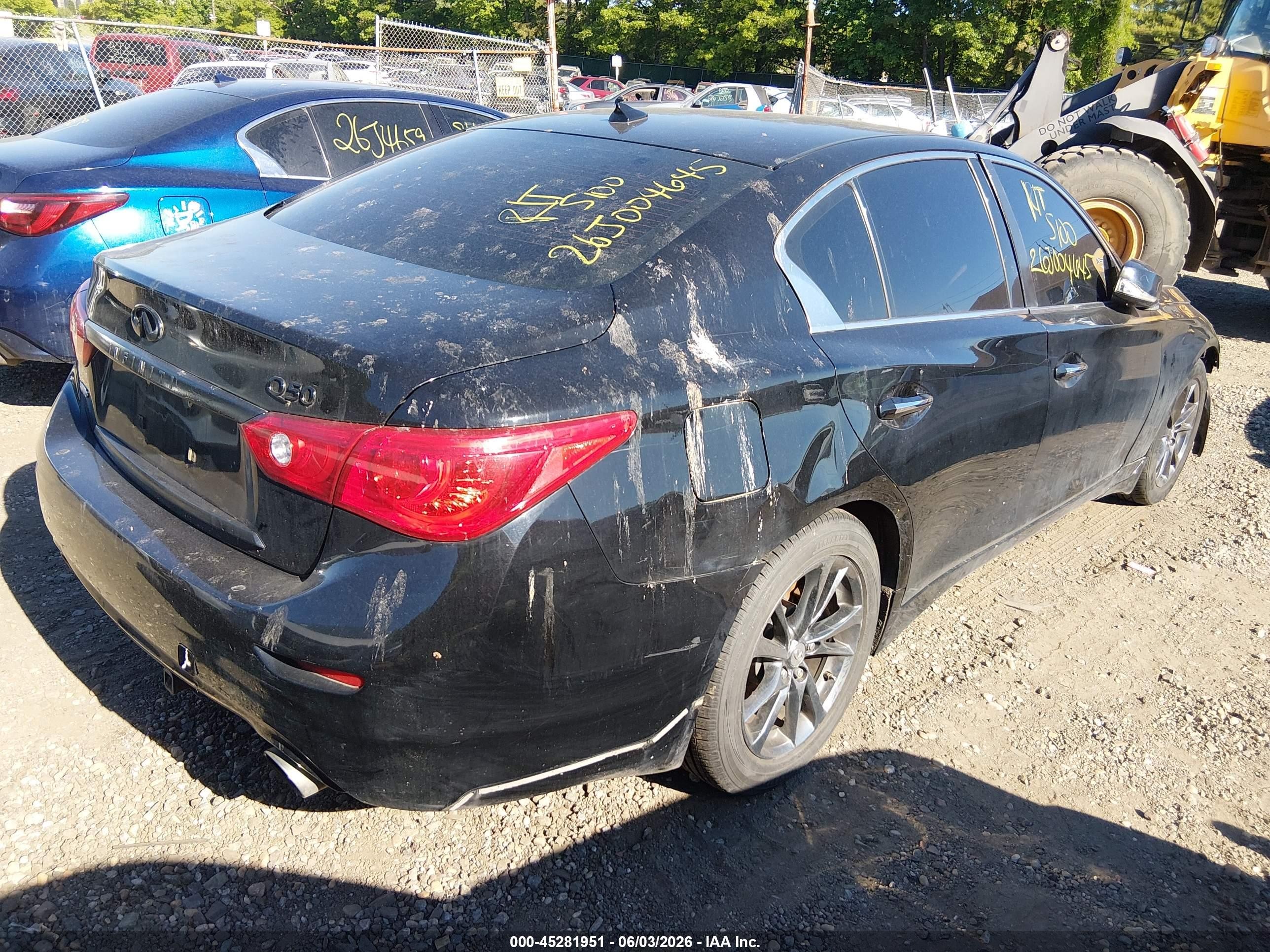 2014 Infiniti Q50 Premium Black vin: JN1BV7AR1EM686648