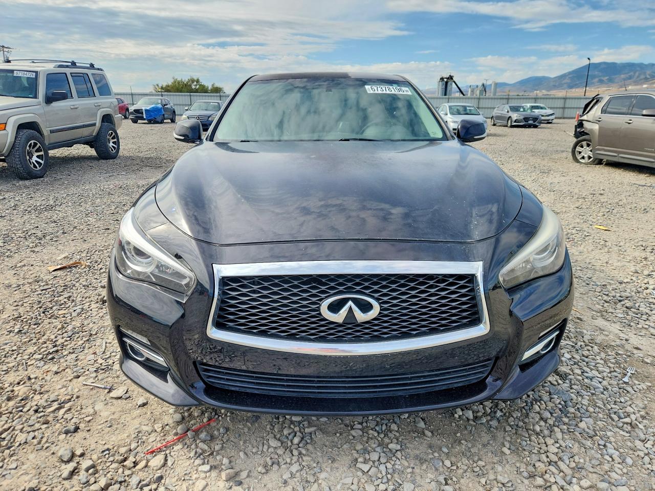 2014 Infiniti Q50 Premium Black vin: JN1BV7AR1EM689470