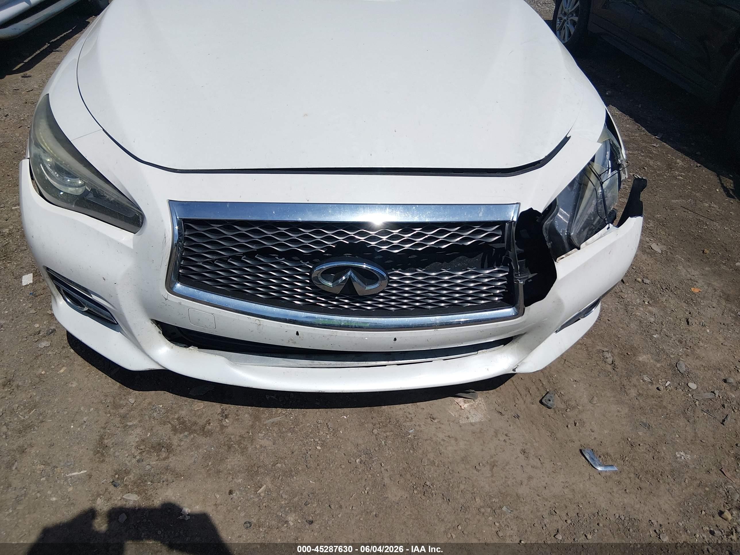 2014 Infiniti Q50 Premium Cream vin: JN1BV7AR1EM695091
