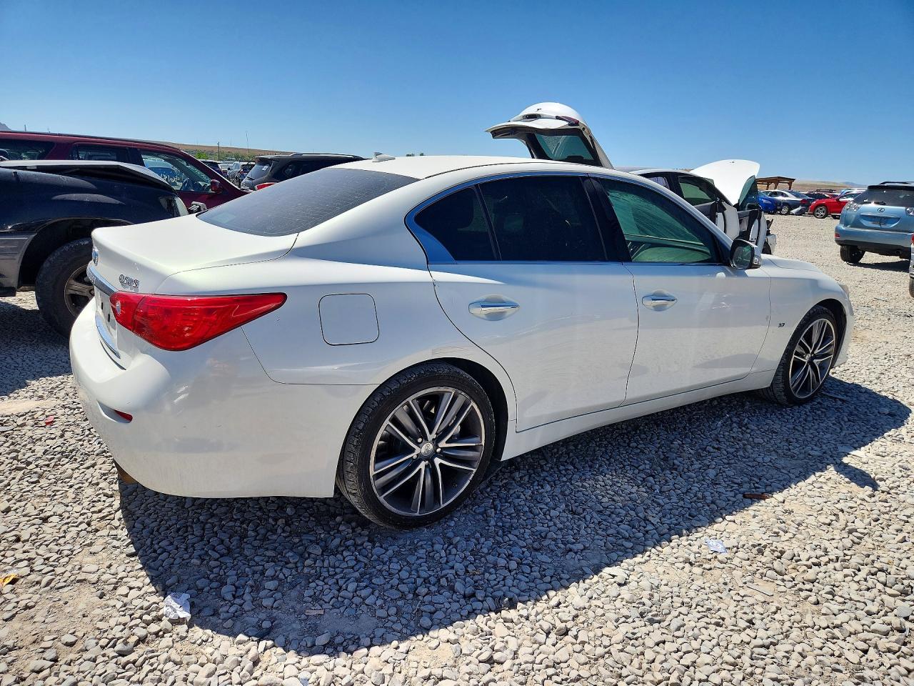 2014 Infiniti Q50 Sport White vin: JN1BV7AR1EM699691