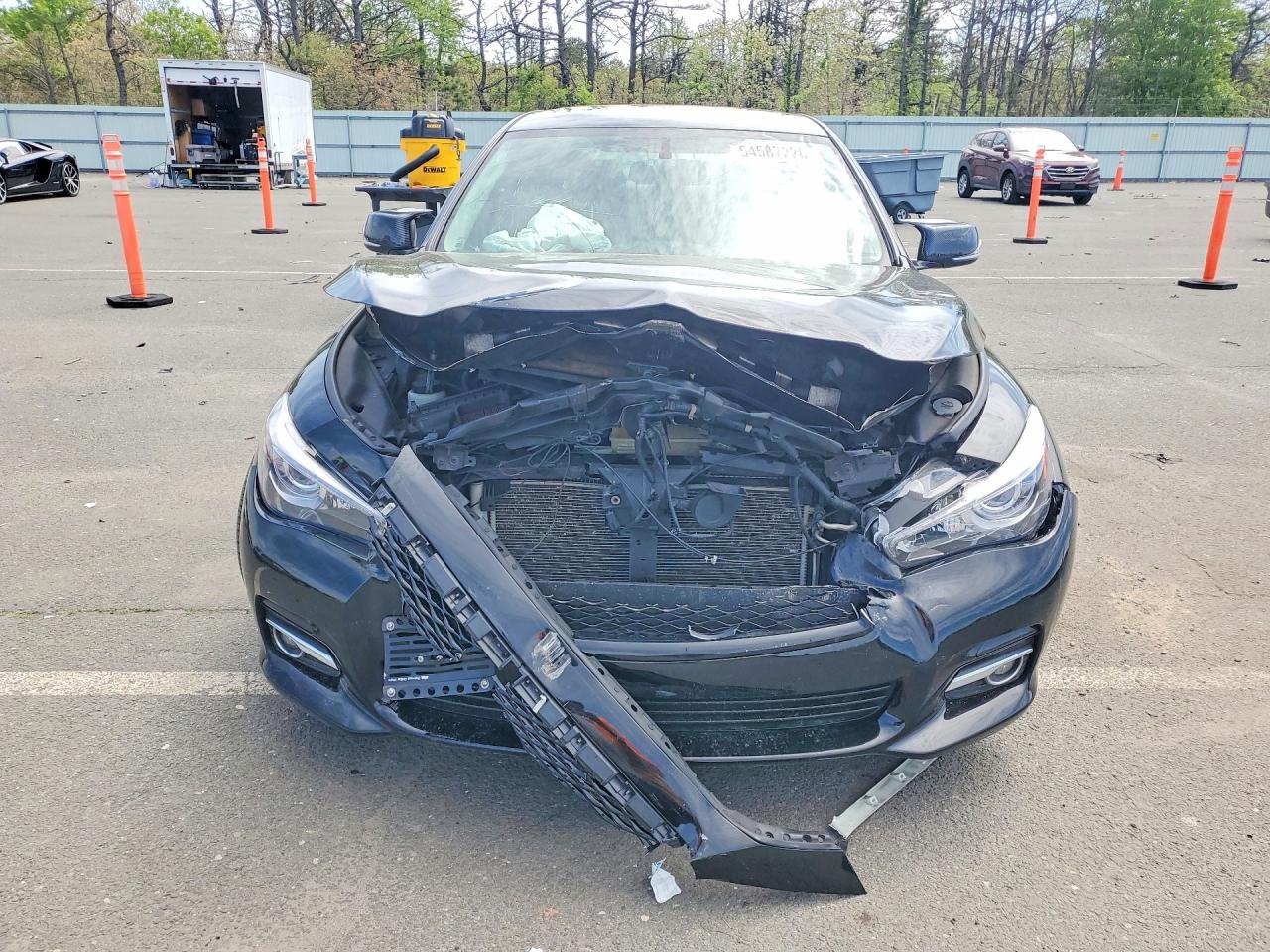 2014 Infiniti Q50 Premium Black vin: JN1BV7AR1EM701360