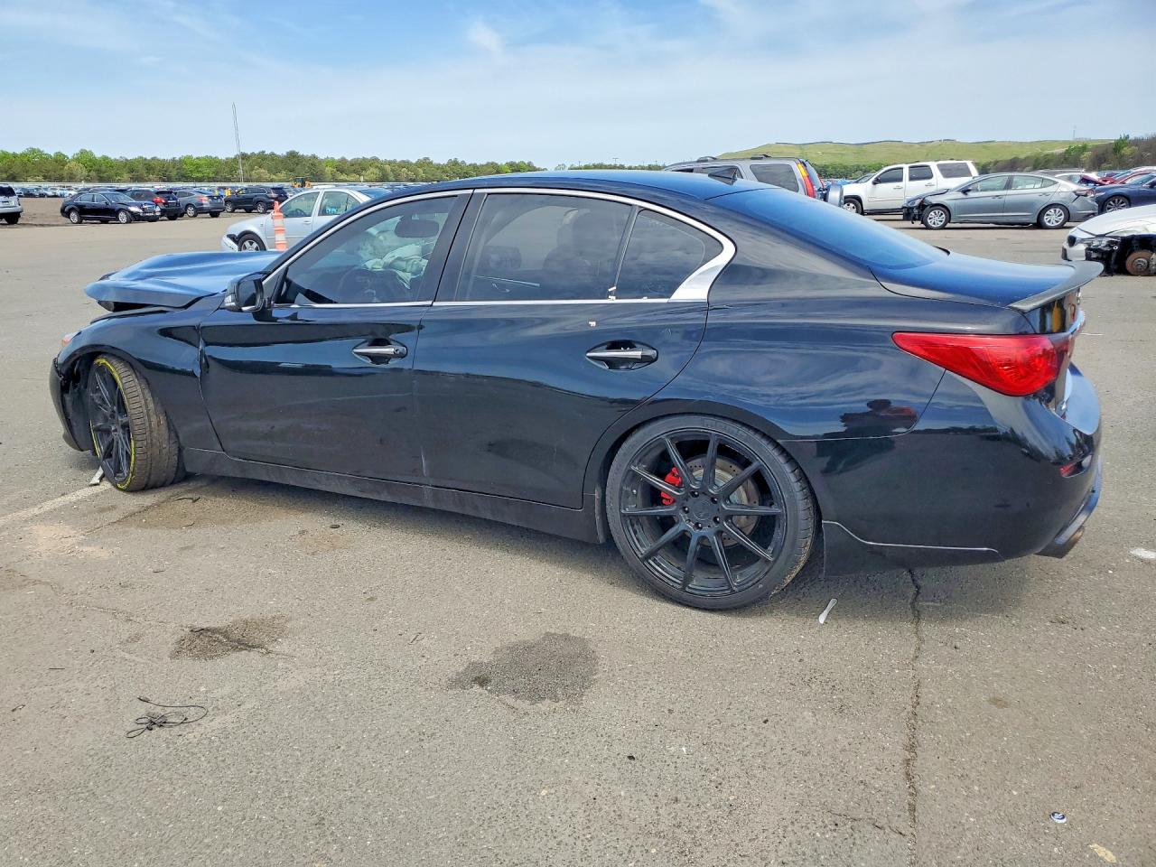 2014 Infiniti Q50 Premium Black vin: JN1BV7AR1EM701360