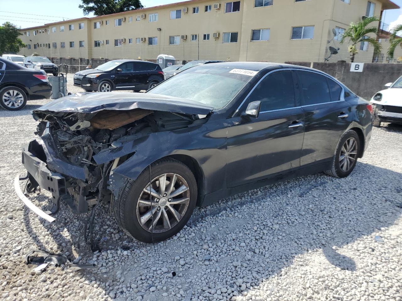 JN1BV7AR1EM703285