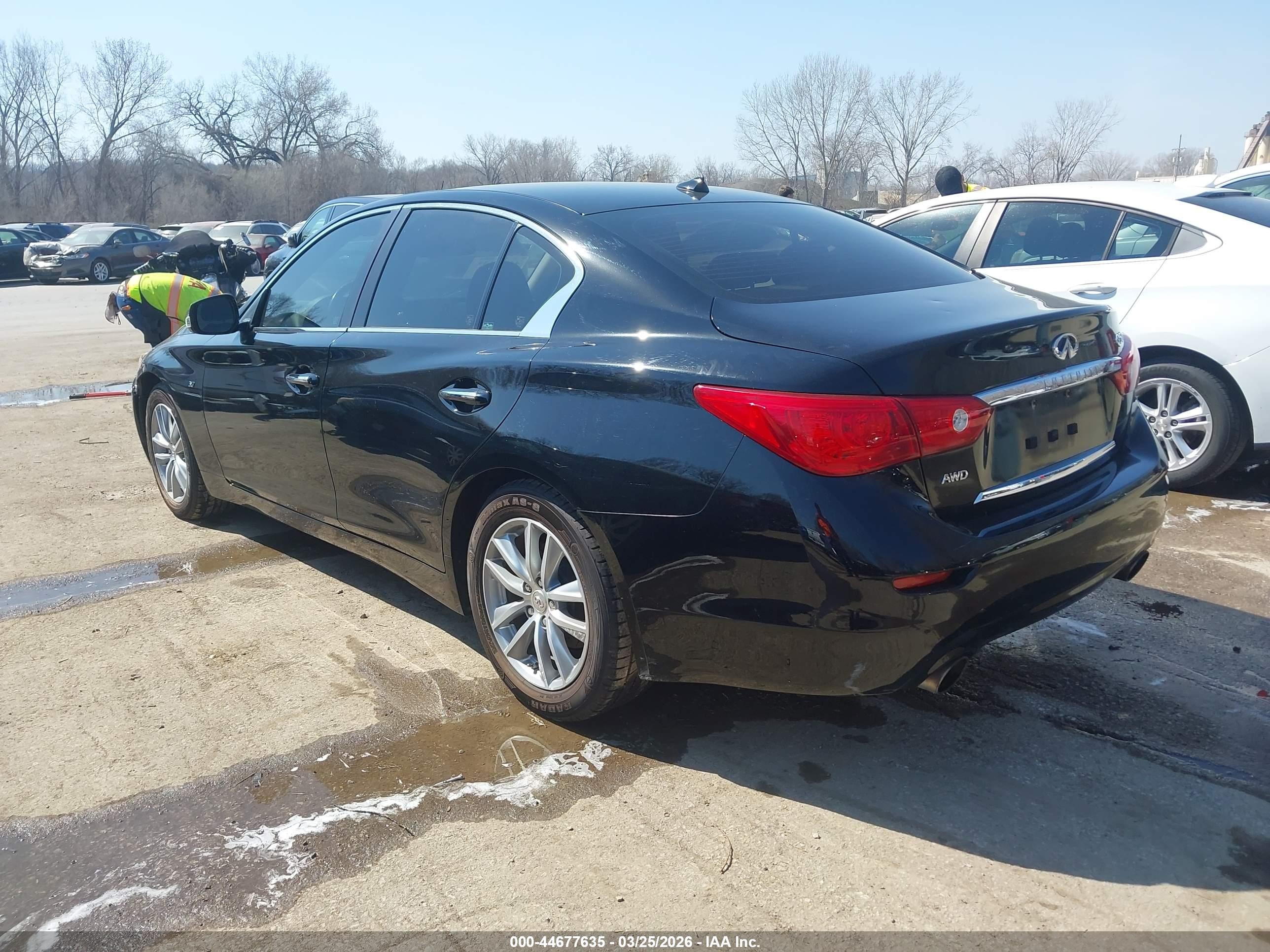 2014 Infiniti Q50 Premium Black vin: JN1BV7AR1EM705621