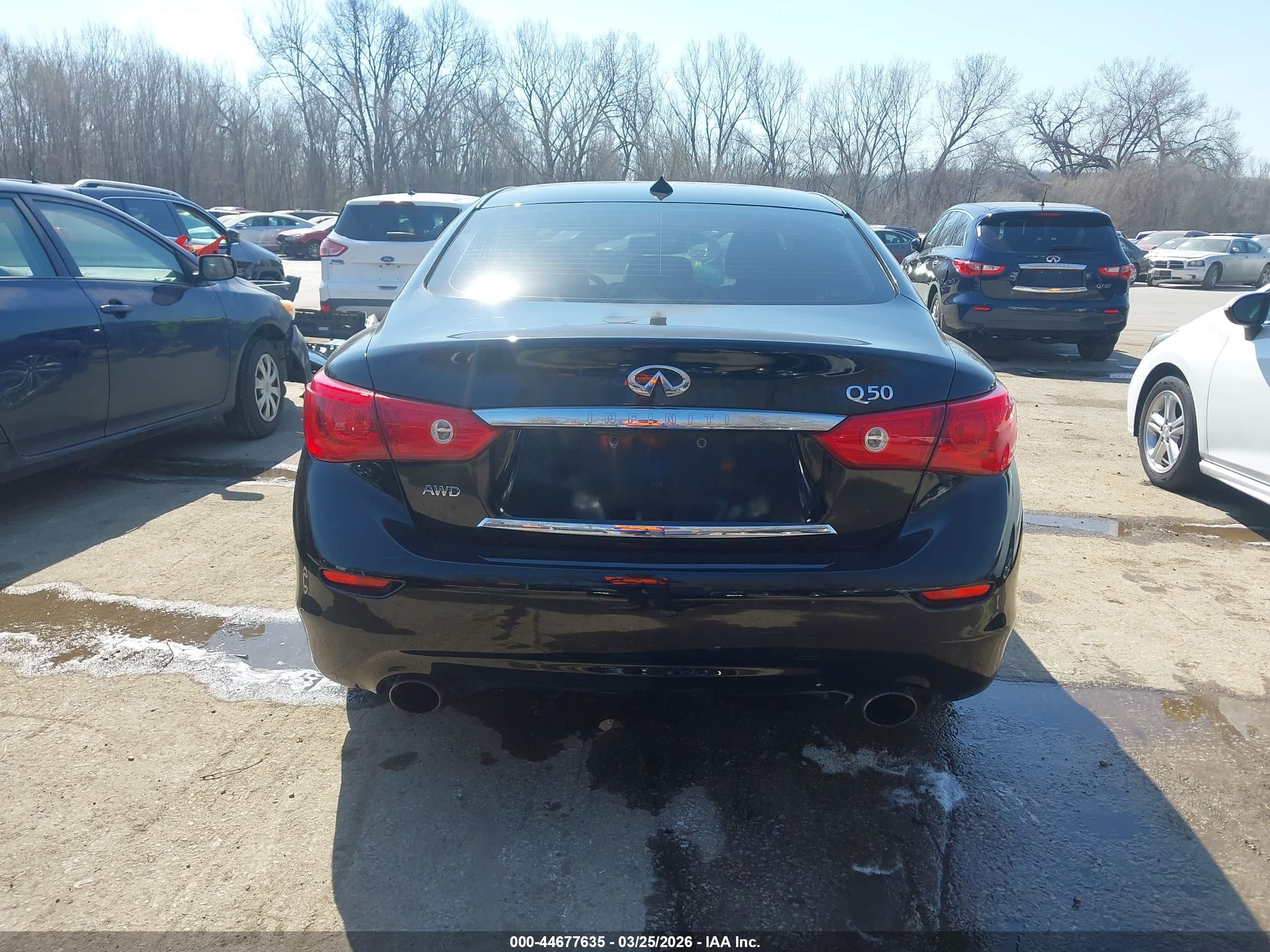 2014 Infiniti Q50 Premium Black vin: JN1BV7AR1EM705621