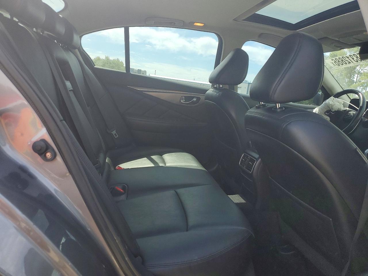 2015 Infiniti Q50 Premium Charcoal vin: JN1BV7AR1FM394175