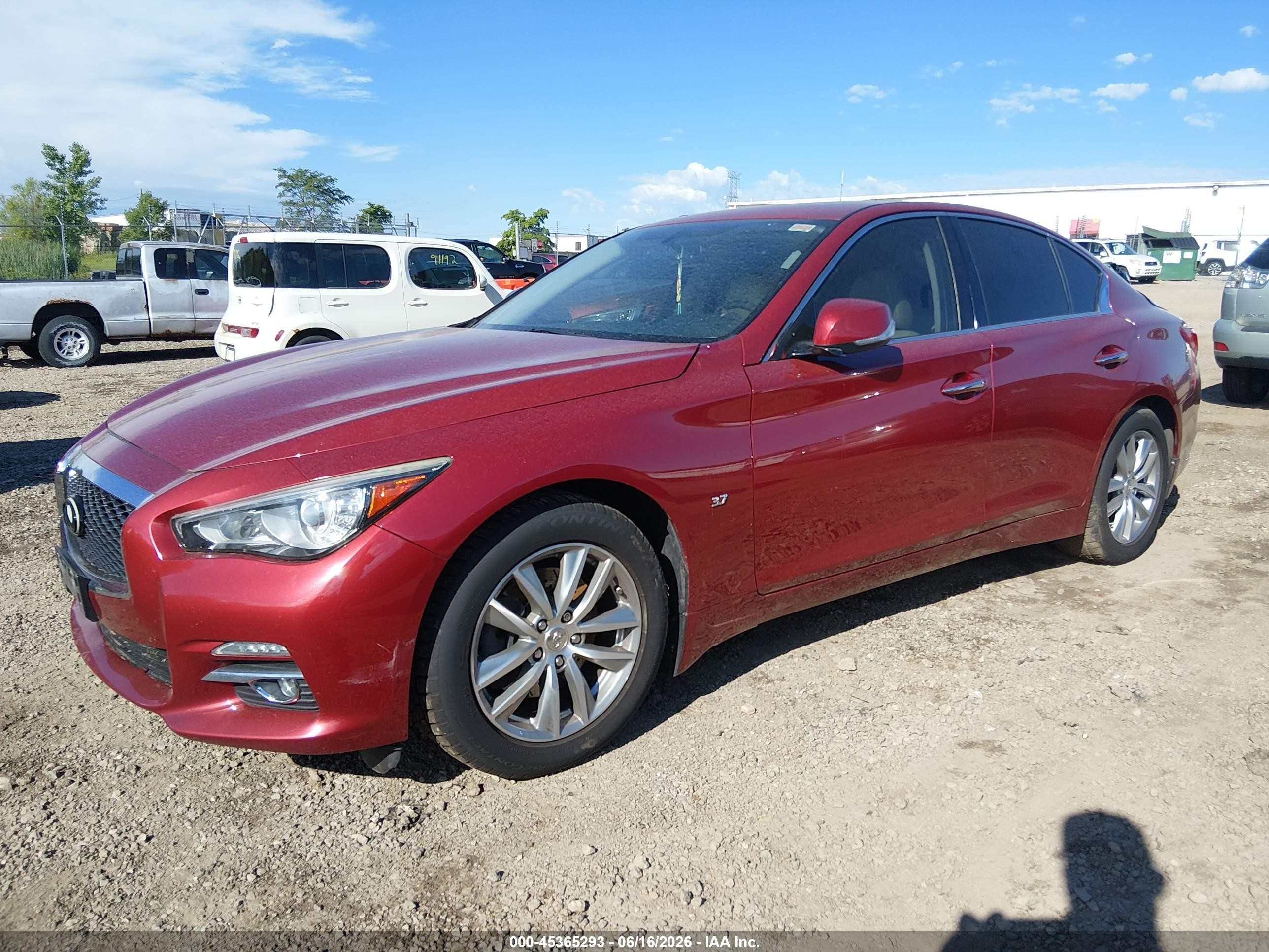 2015 Infiniti Q50 Premium Red vin: JN1BV7AR1FM405420