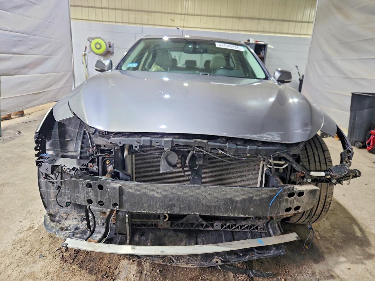 2015 Infiniti Q50 Premium Серый vin: JN1BV7AR1FM407006