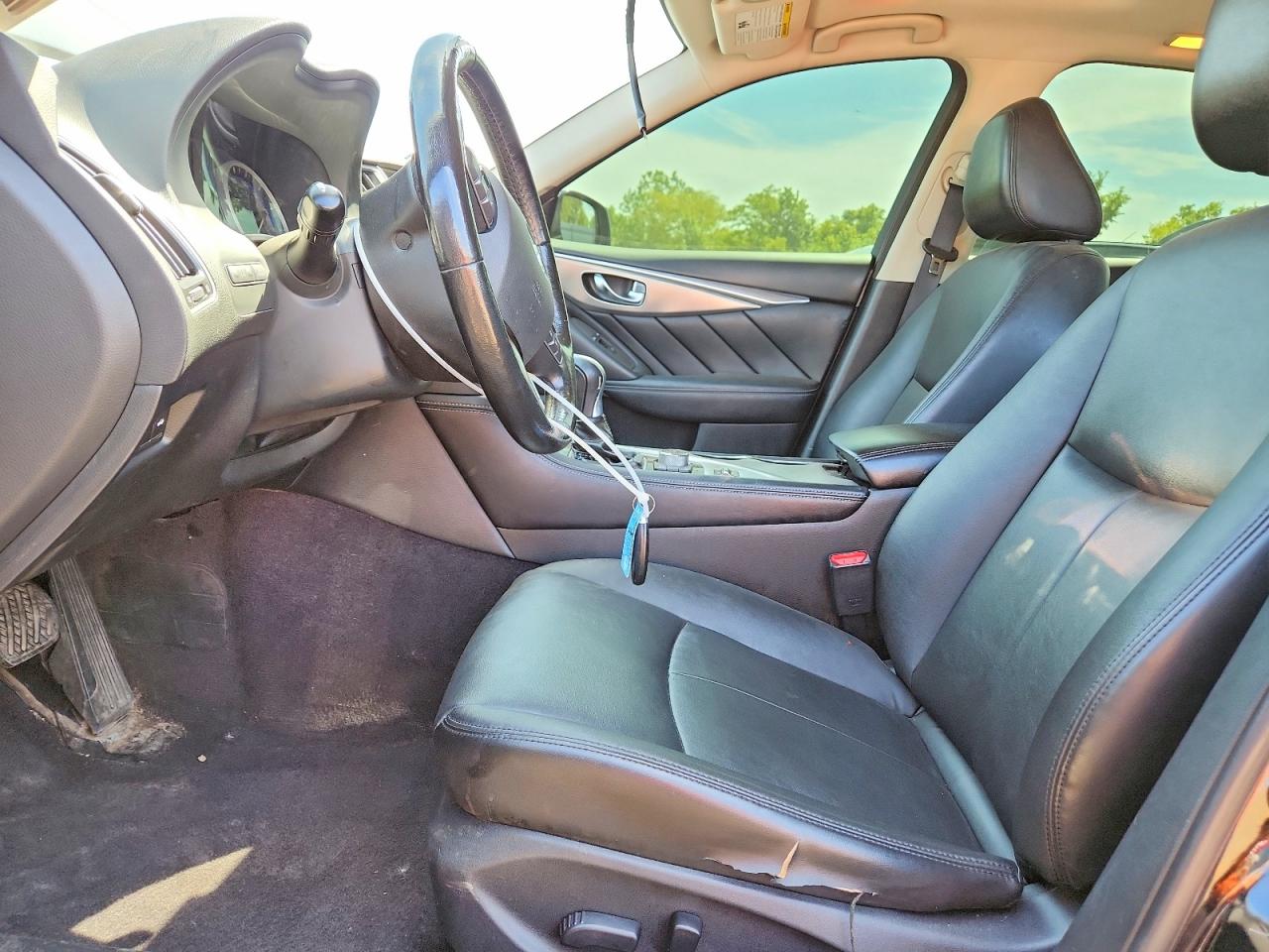 2015 Infiniti Q50 Premium Black vin: JN1BV7AR1FM408849