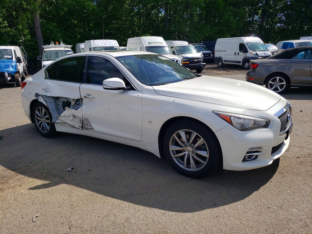 2015 Infiniti Q50 Premium White vin: JN1BV7AR1FM412108