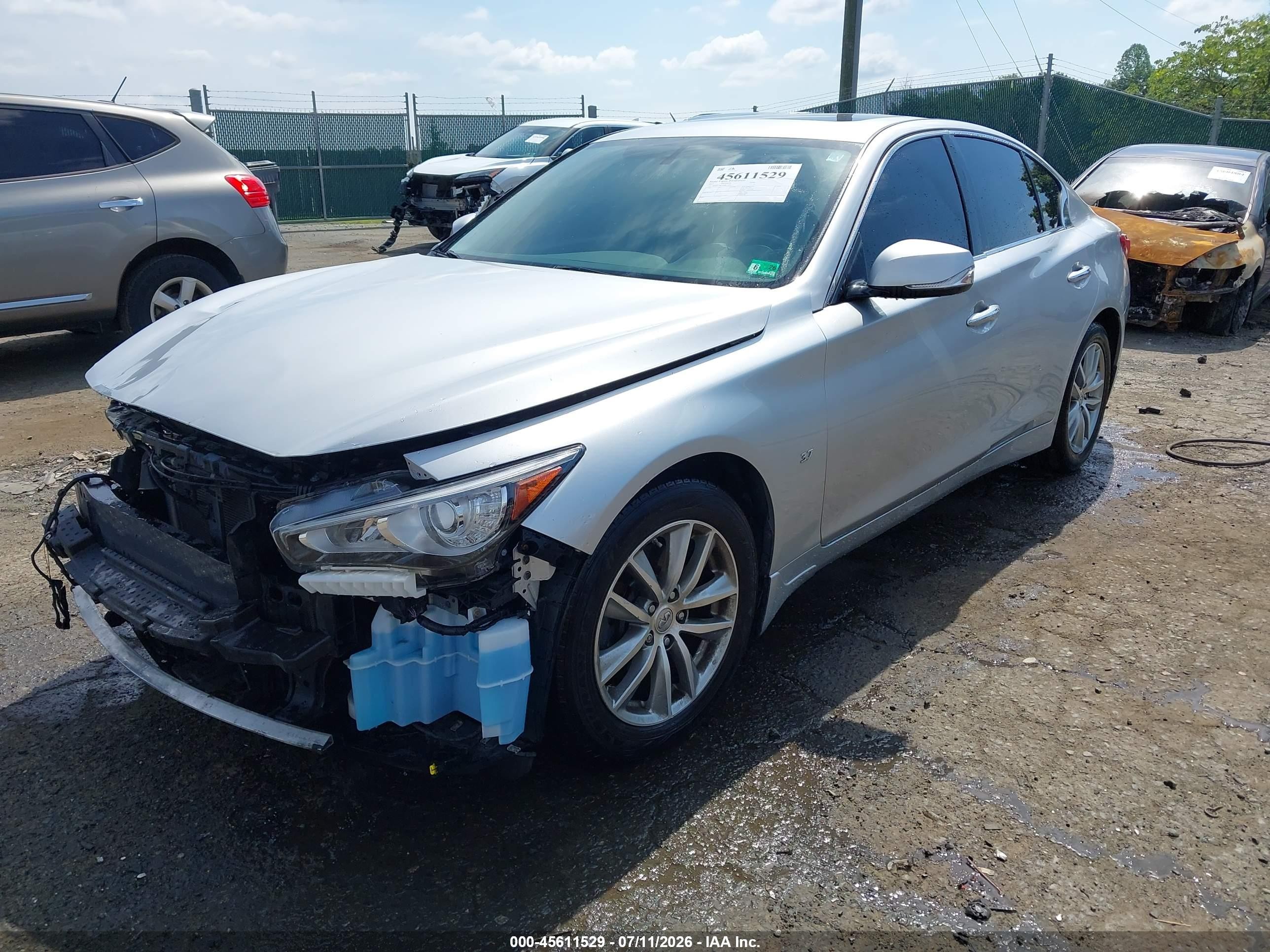 2015 Infiniti Q50   Silver vin: JN1BV7AR1FM415459