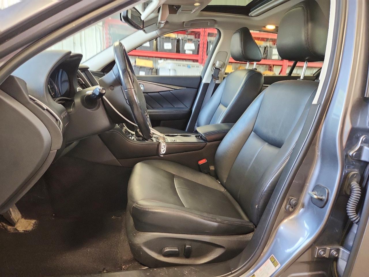 2015 Infiniti Q50 Premium Silver vin: JN1BV7AR1FM419009